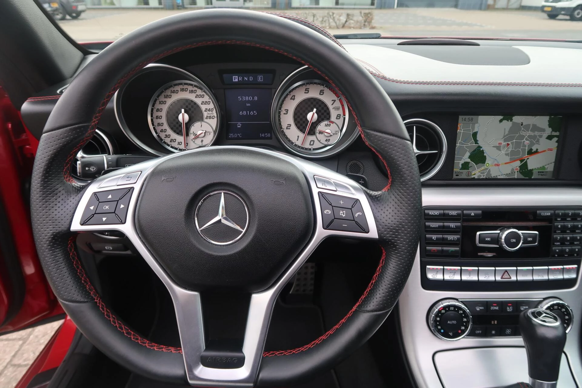 Hoofdafbeelding Mercedes-Benz SLK