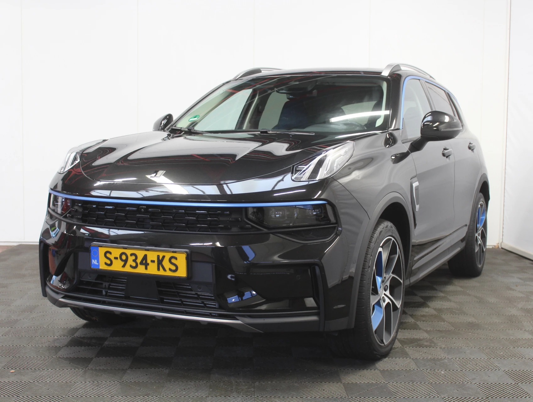 Hoofdafbeelding Lynk & Co 01