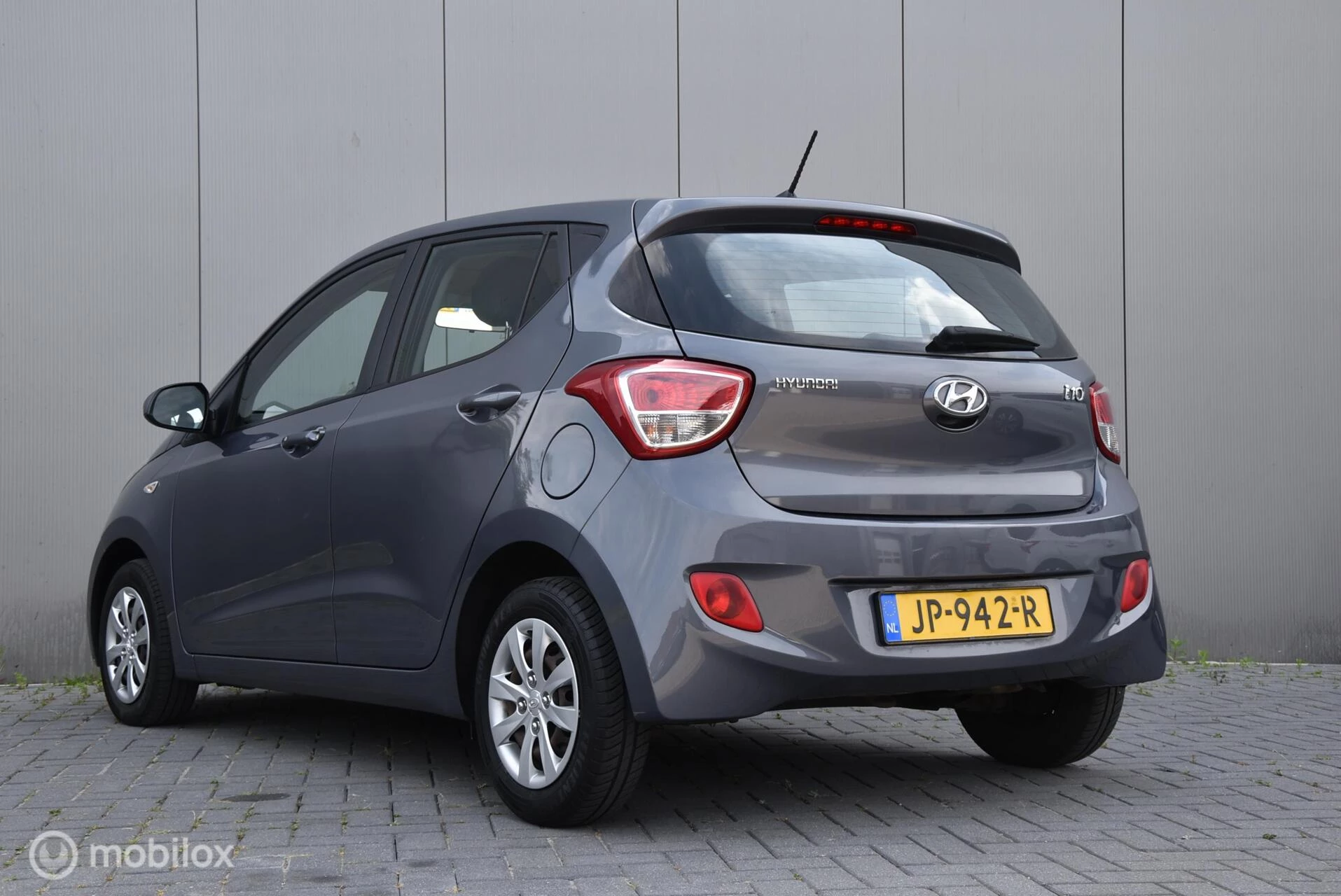 Hoofdafbeelding Hyundai i10
