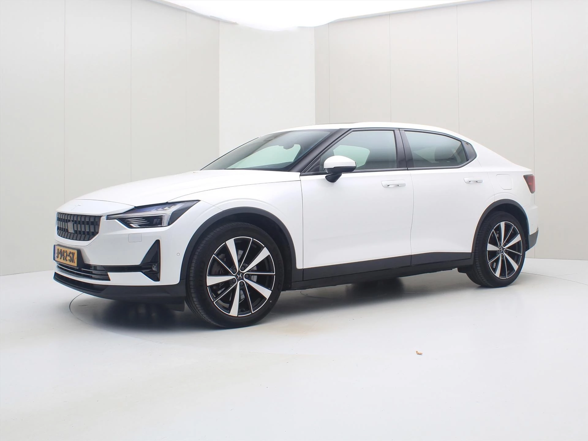 Hoofdafbeelding Polestar 2