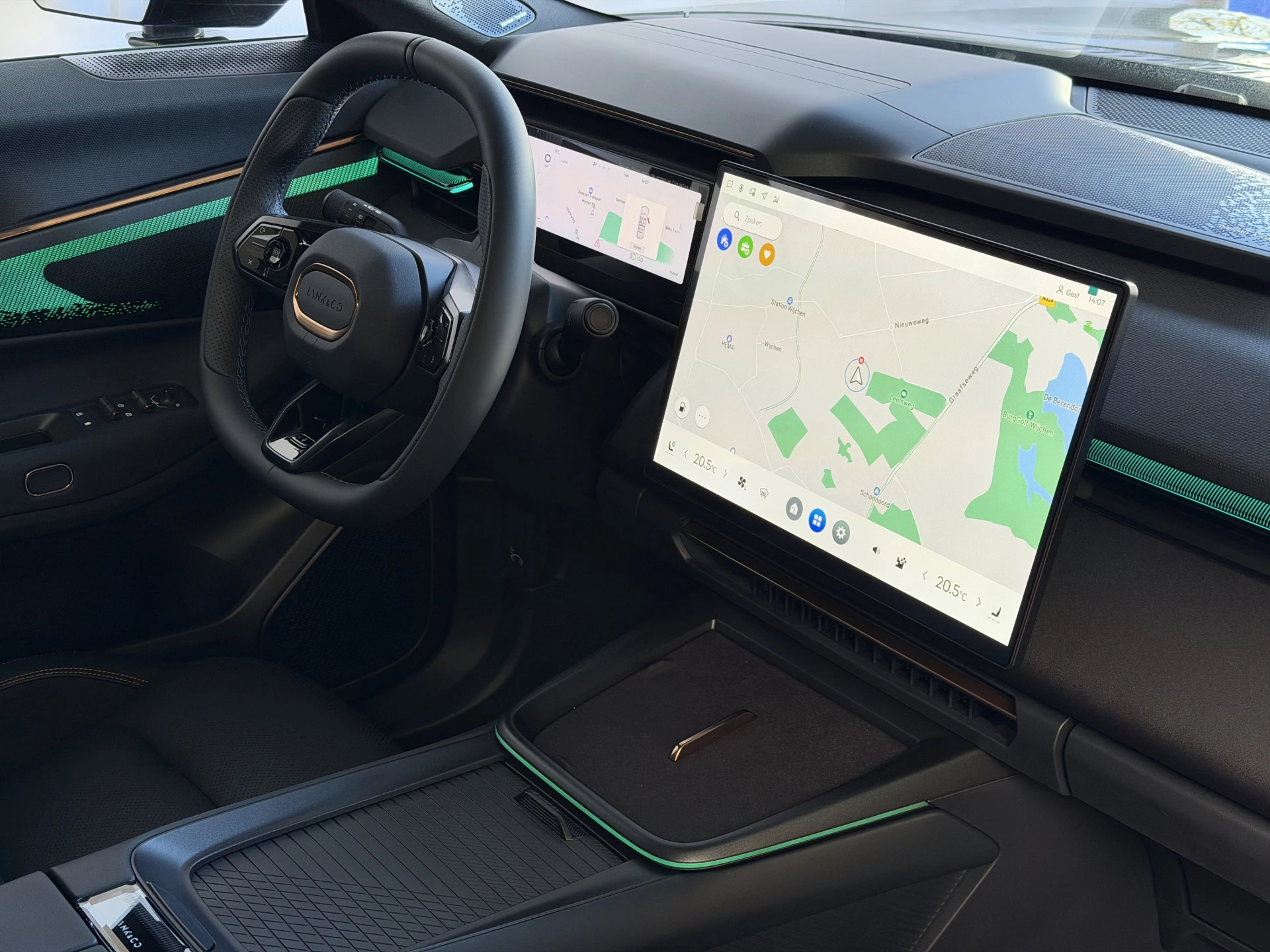 Hoofdafbeelding Lynk & Co 08