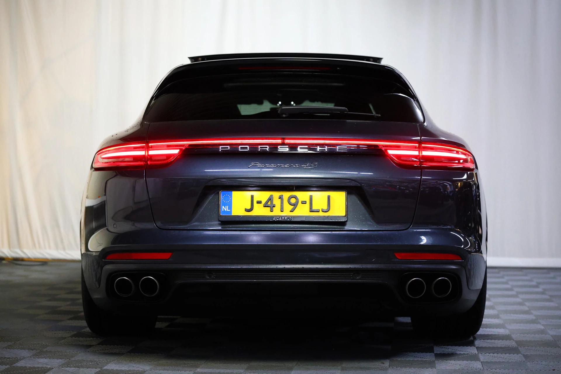 Hoofdafbeelding Porsche Panamera