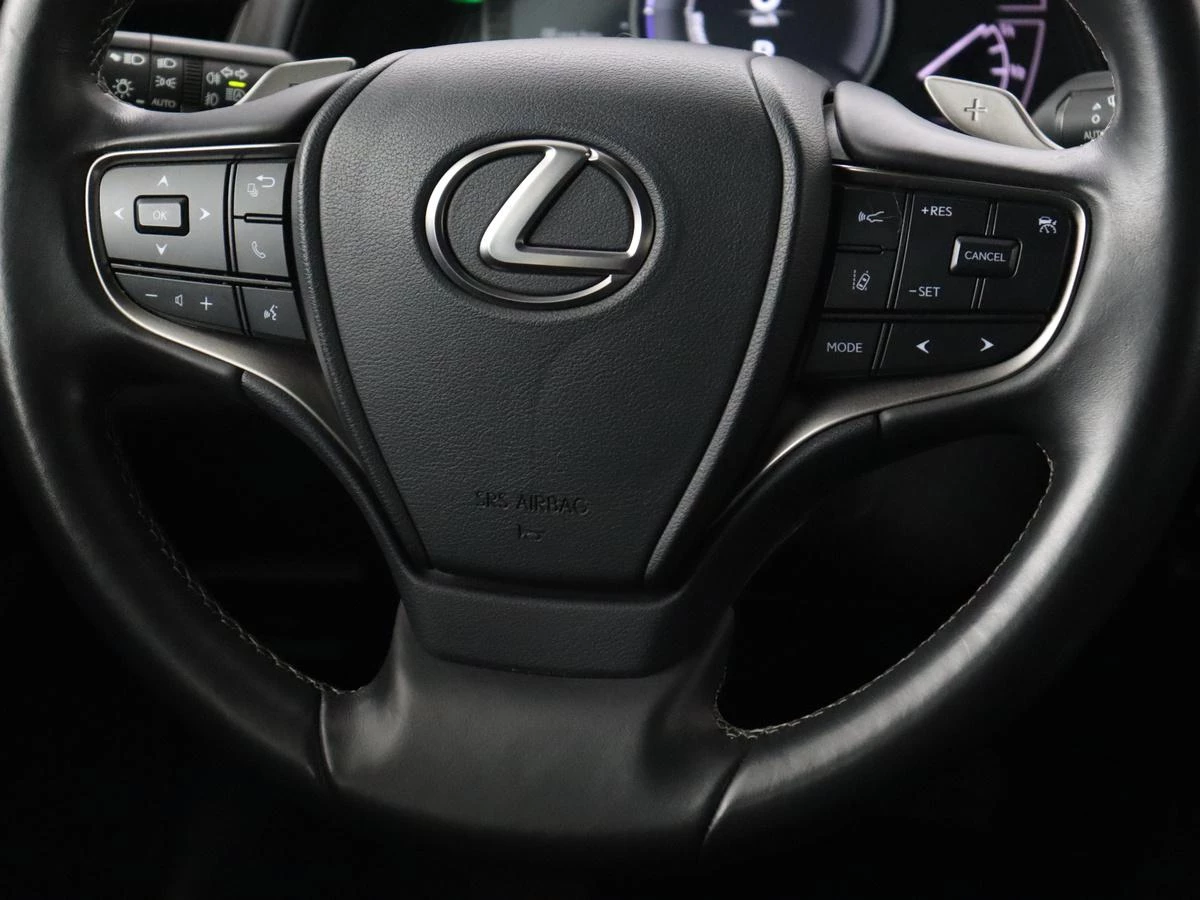 Hoofdafbeelding Lexus UX