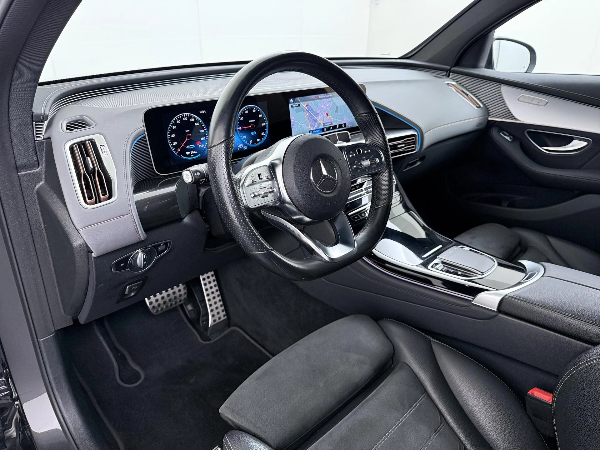 Hoofdafbeelding Mercedes-Benz EQC