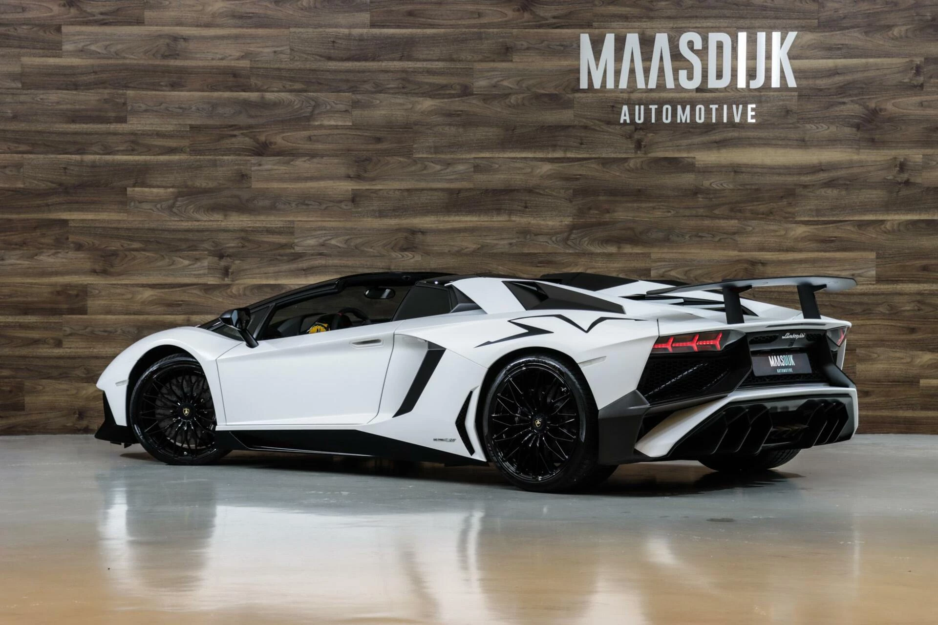 Hoofdafbeelding Lamborghini Aventador