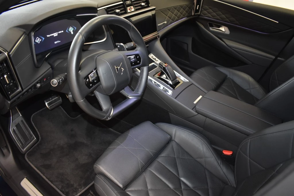 Hoofdafbeelding DS DS 9