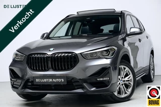 BMW X1 sDrive18i Sport Line Facelift Automaat 140 PK | Pano-dak | CarPlay | Acc | Camera | Trekhaak | HUD | Sfeer | Led | Pdc |