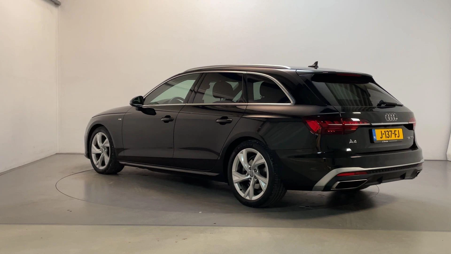 Hoofdafbeelding Audi A4