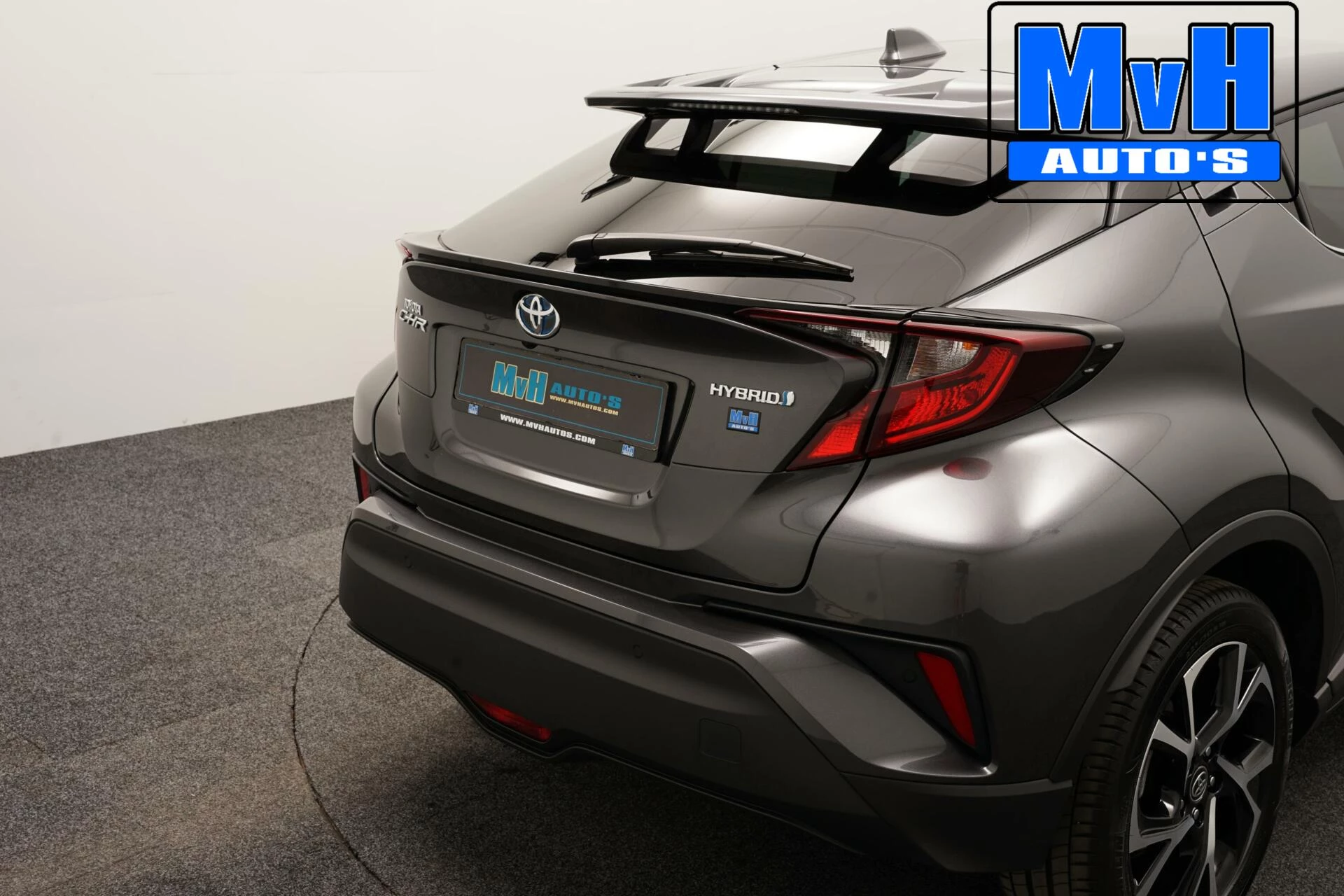 Hoofdafbeelding Toyota C-HR