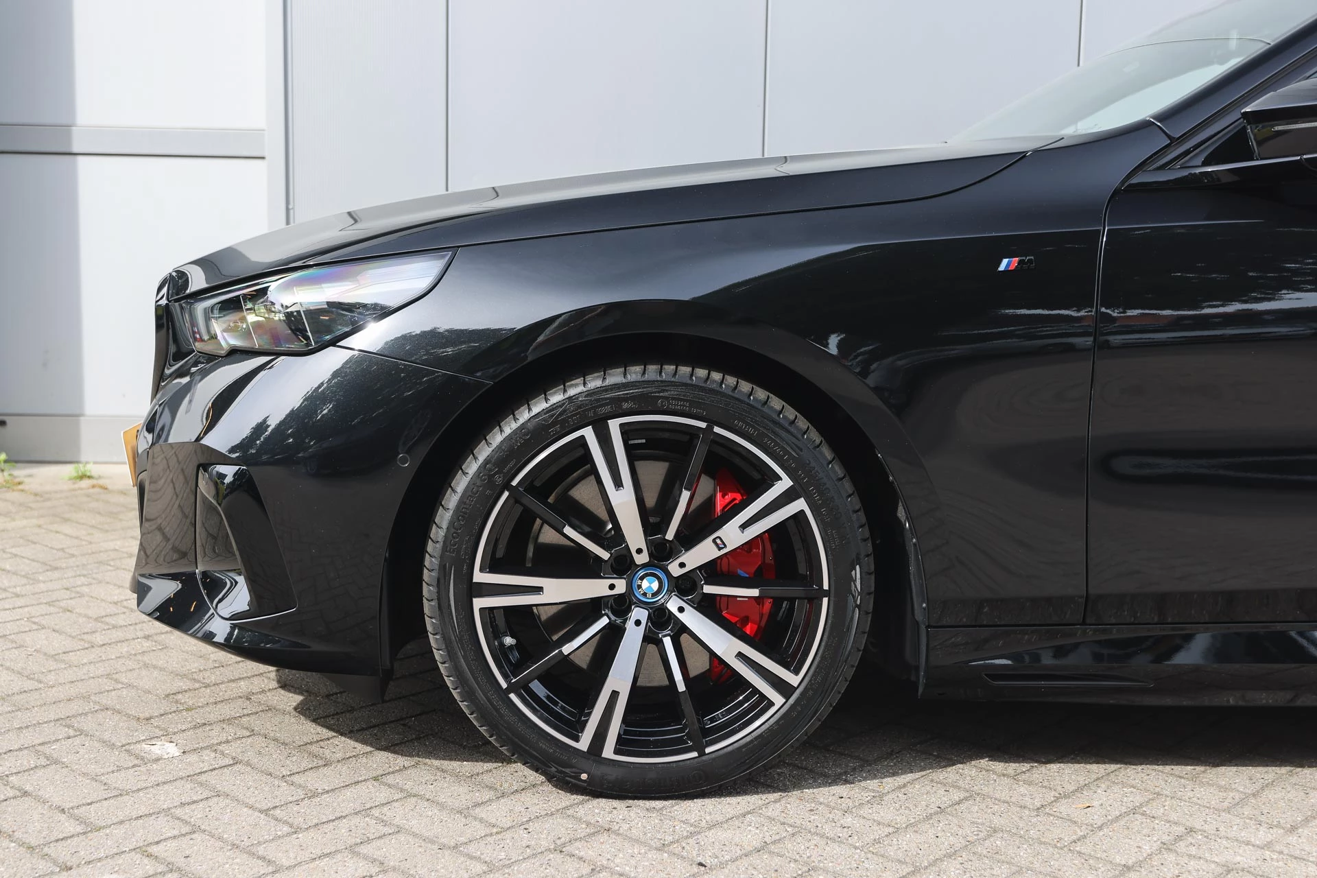 Hoofdafbeelding BMW i5