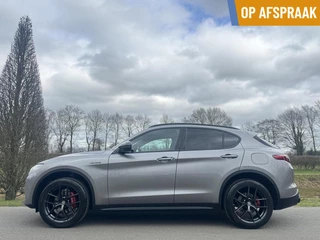 Hoofdafbeelding Alfa Romeo Stelvio Alfa Romeo Stelvio 2.0t Q4 310pk Veloce, Leder dash, 49dkm!!