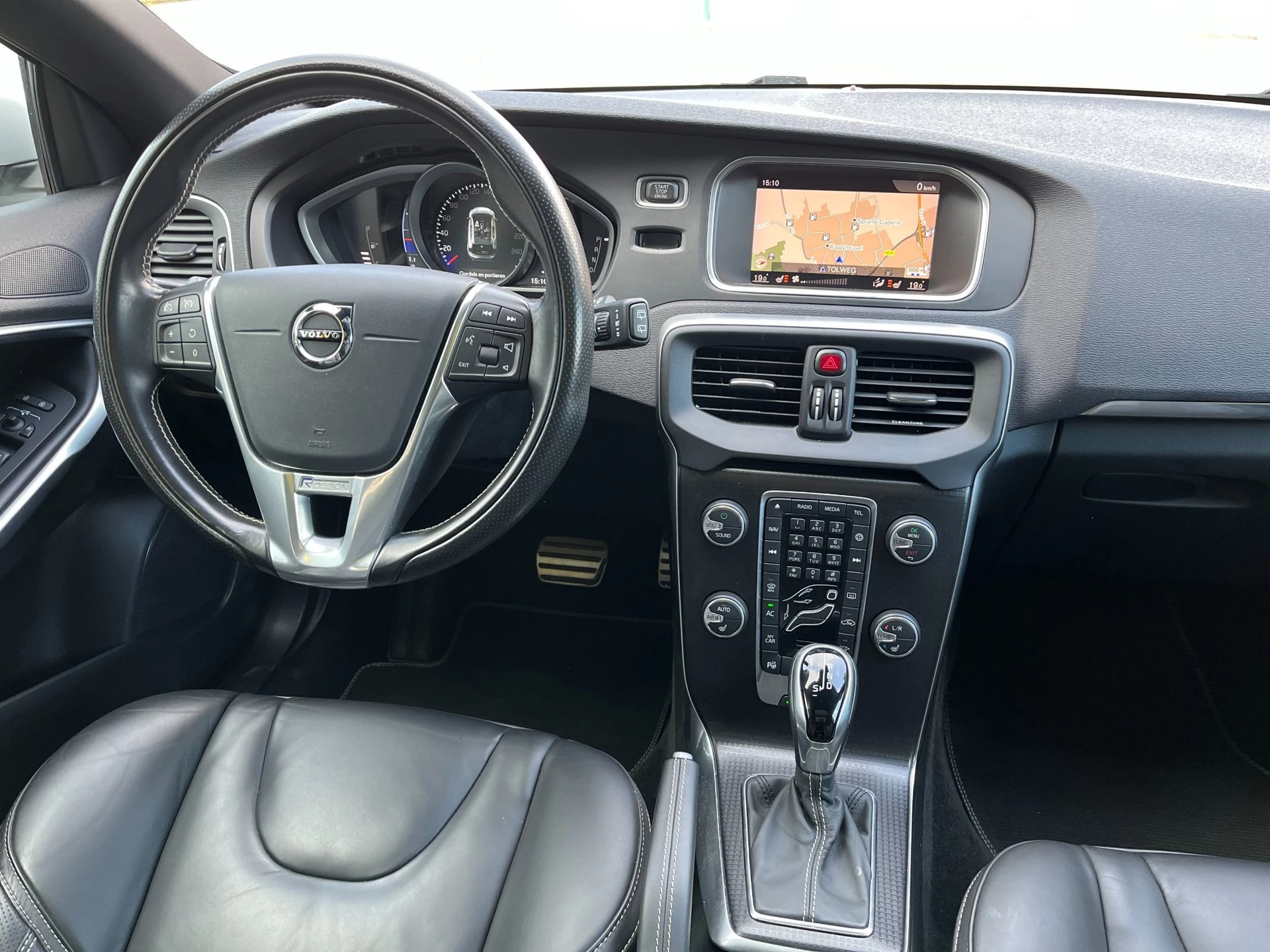 Hoofdafbeelding Volvo V40