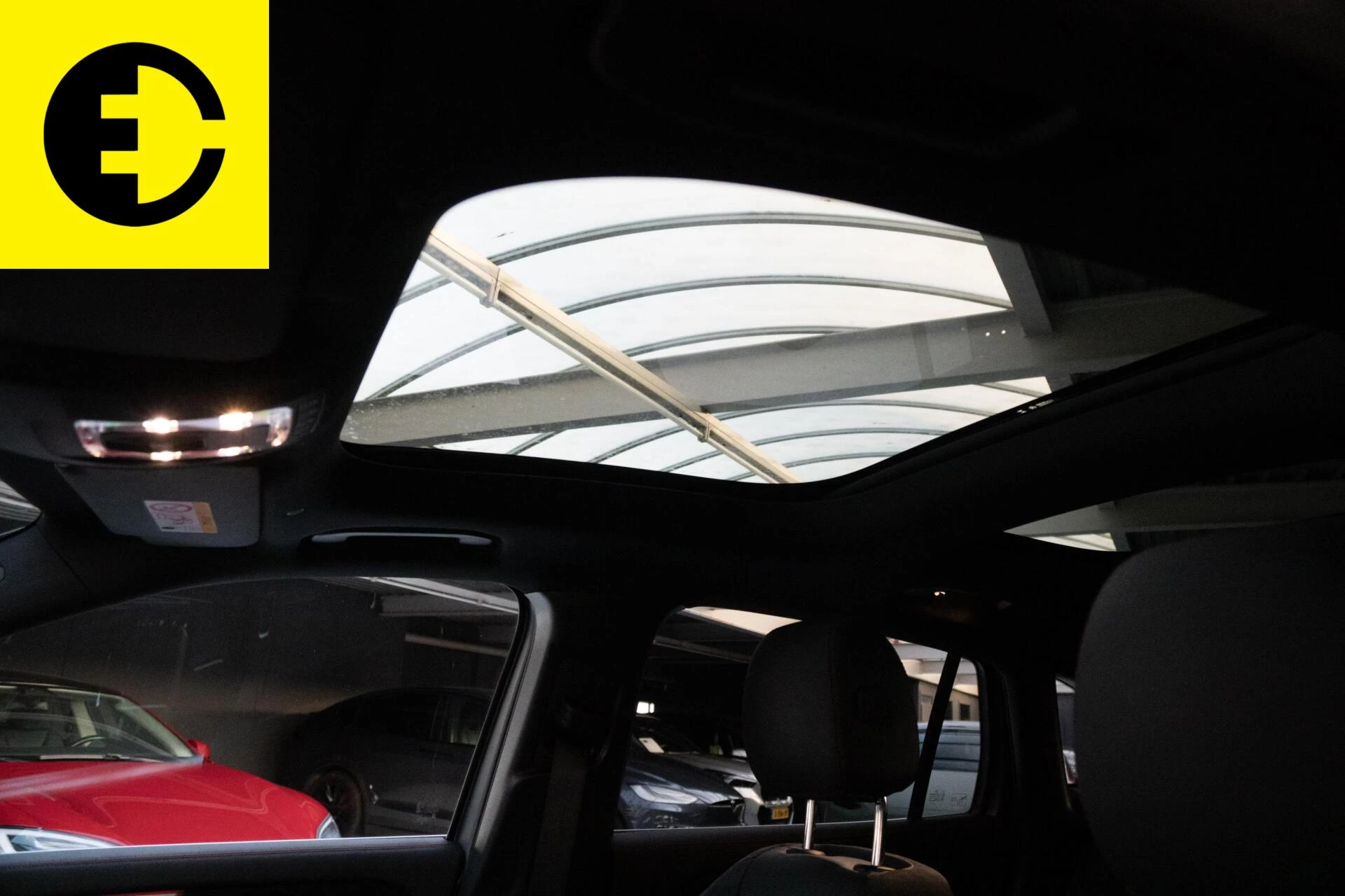 Hoofdafbeelding Mercedes-Benz EQA