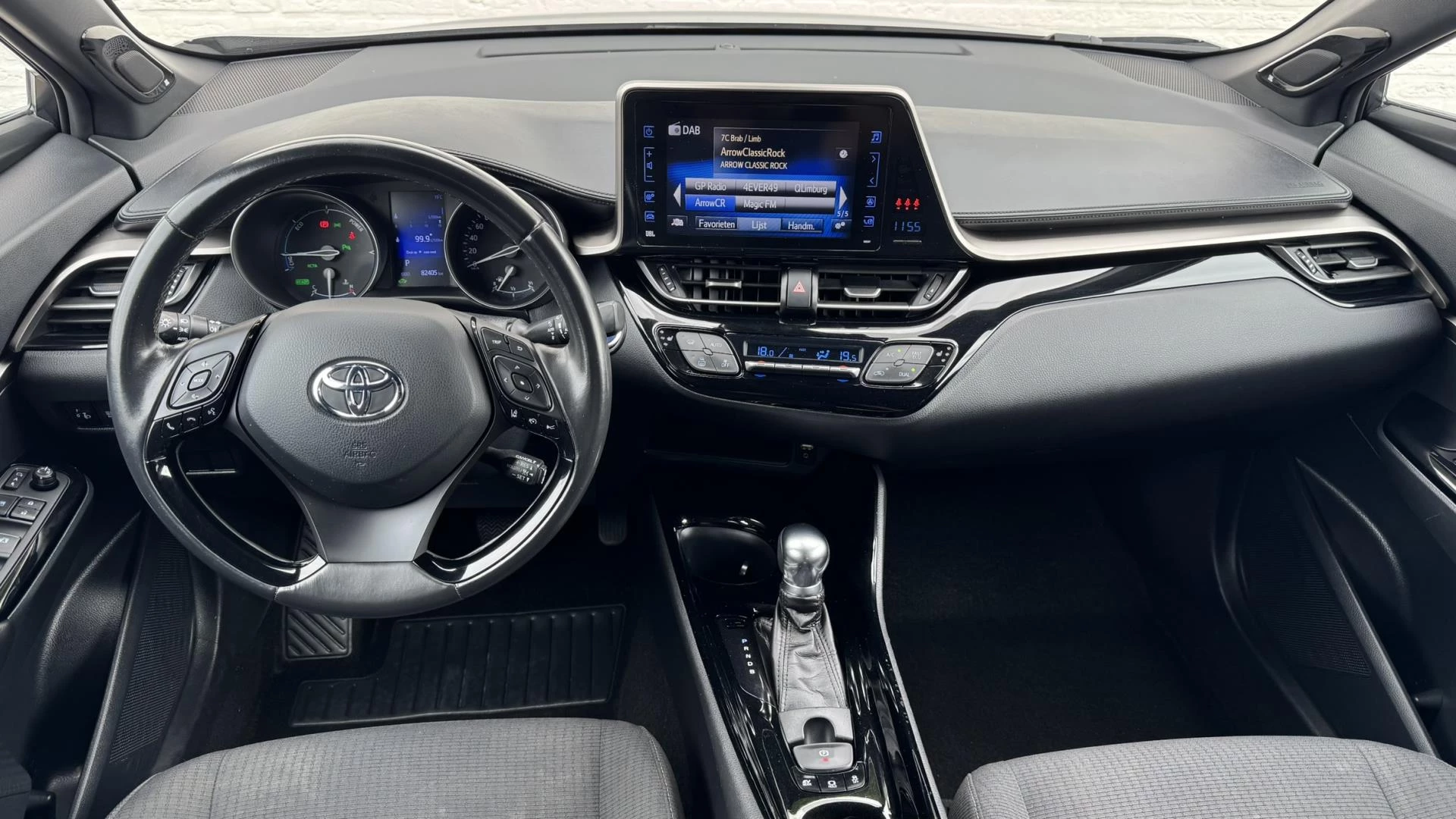 Hoofdafbeelding Toyota C-HR