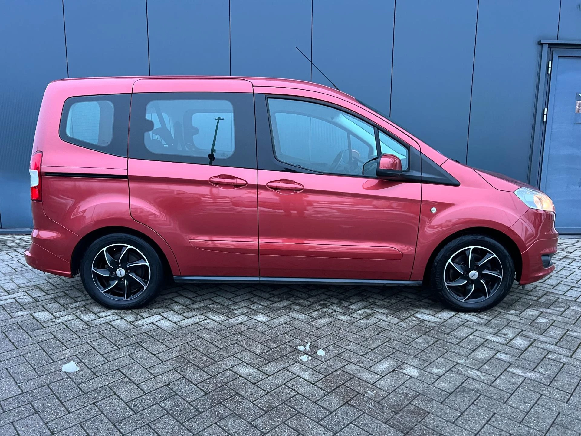 Hoofdafbeelding Ford Tourneo Courier