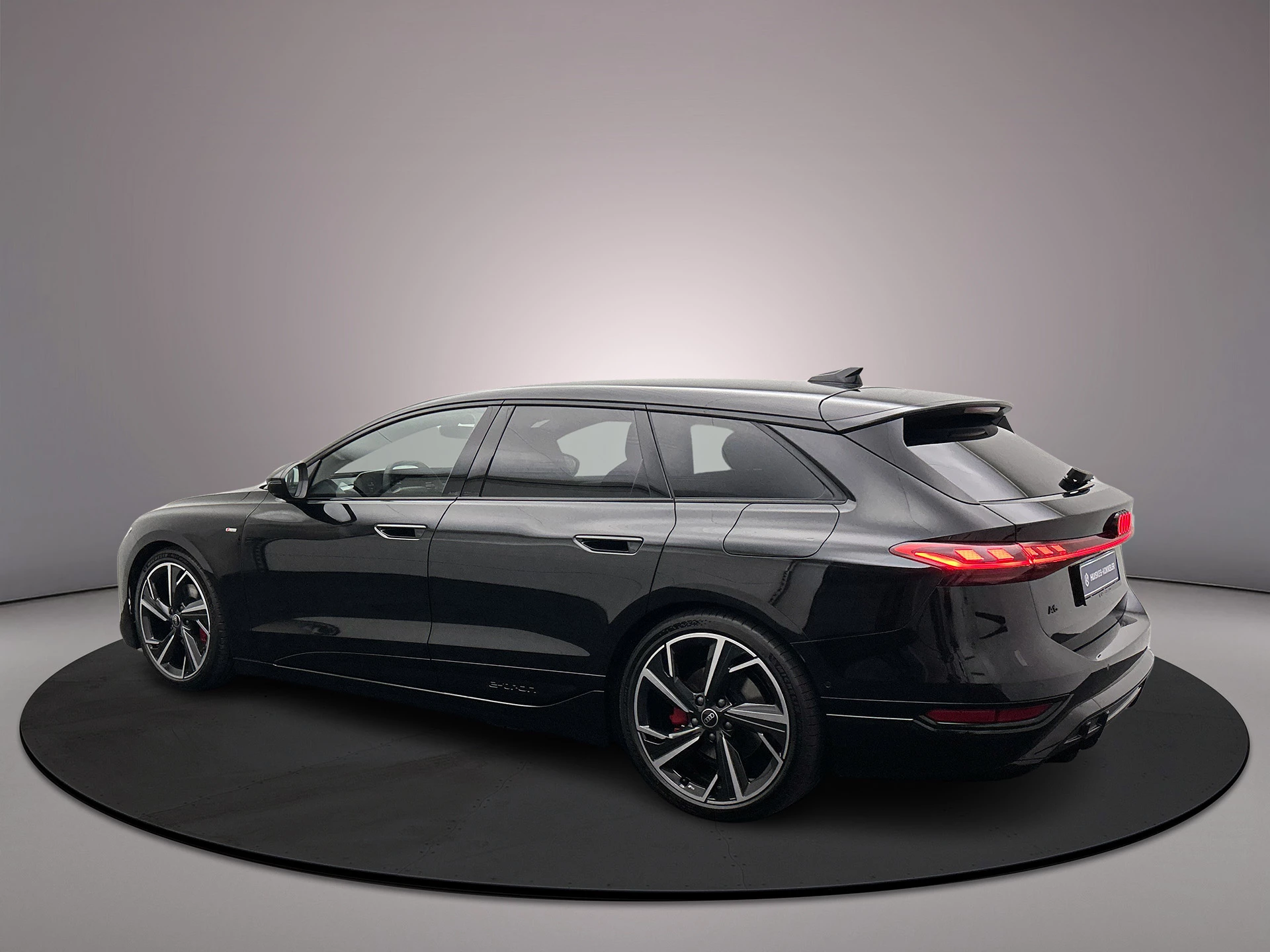 Hoofdafbeelding Audi A6 Avant e-tron