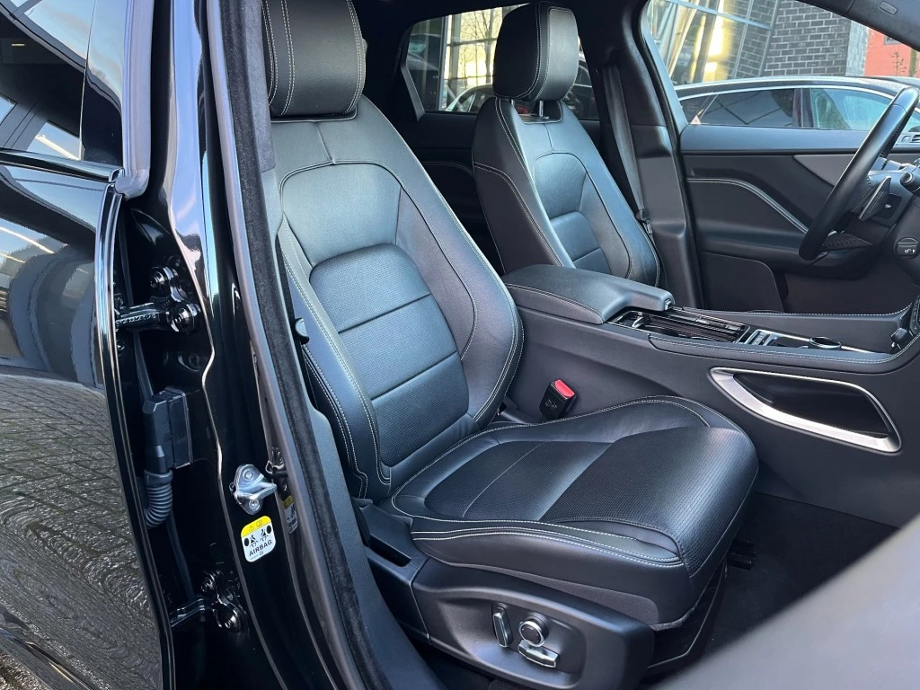 Hoofdafbeelding Jaguar F-PACE