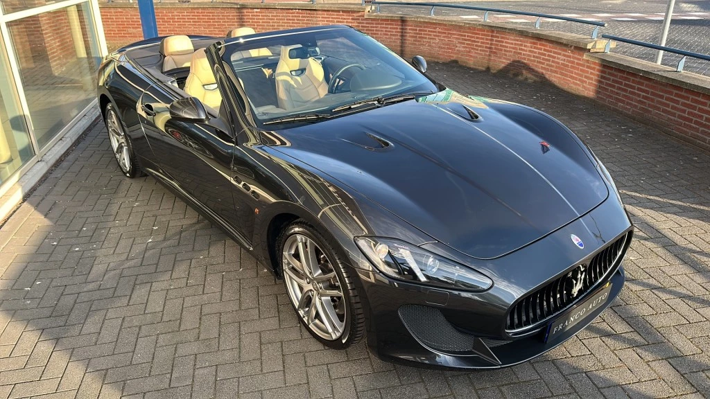 Hoofdafbeelding Maserati GranCabrio