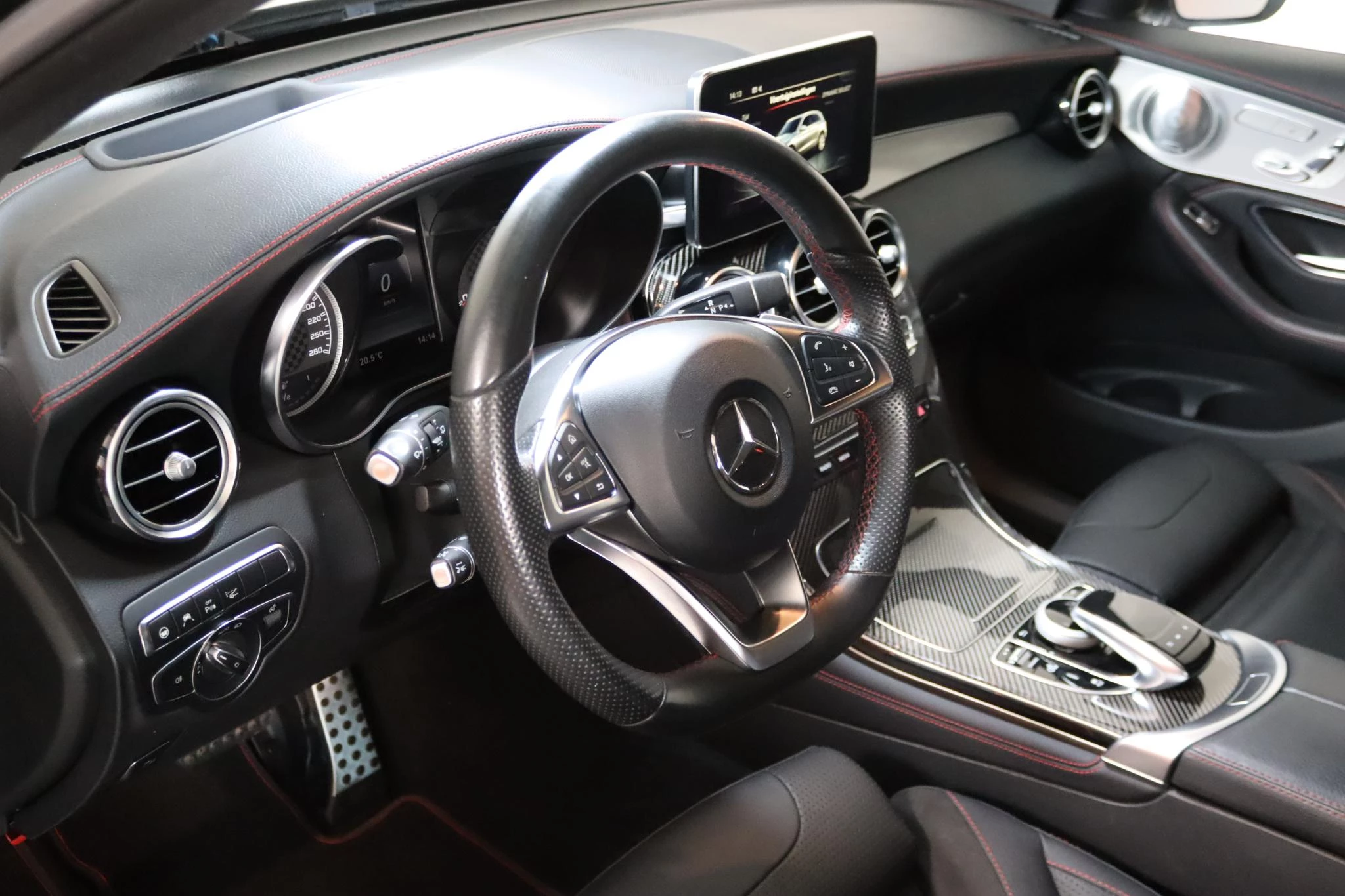 Hoofdafbeelding Mercedes-Benz GLC