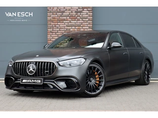 Hoofdafbeelding Mercedes-Benz S-Klasse Mercedes-Benz S-Klasse AMG 63 S E Performance Aut9 | 802pk | Achterasbesturing | Keramisch | Distronic+ | HUD | Entertainmentpakket Achter | Stoelventilatie V+A | Vlakkenverwarming | Zonweringspakket | Massage | 3D-Display |