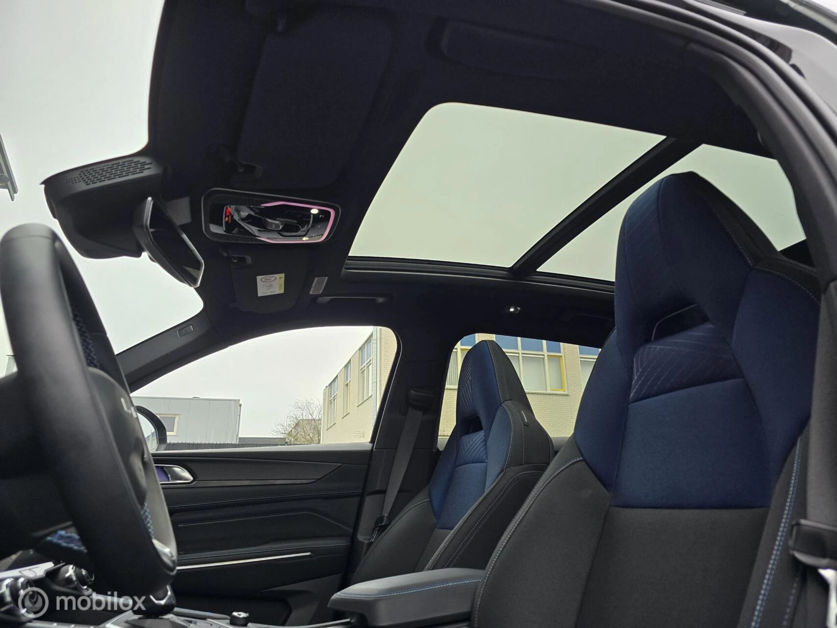 Hoofdafbeelding Lynk & Co 01