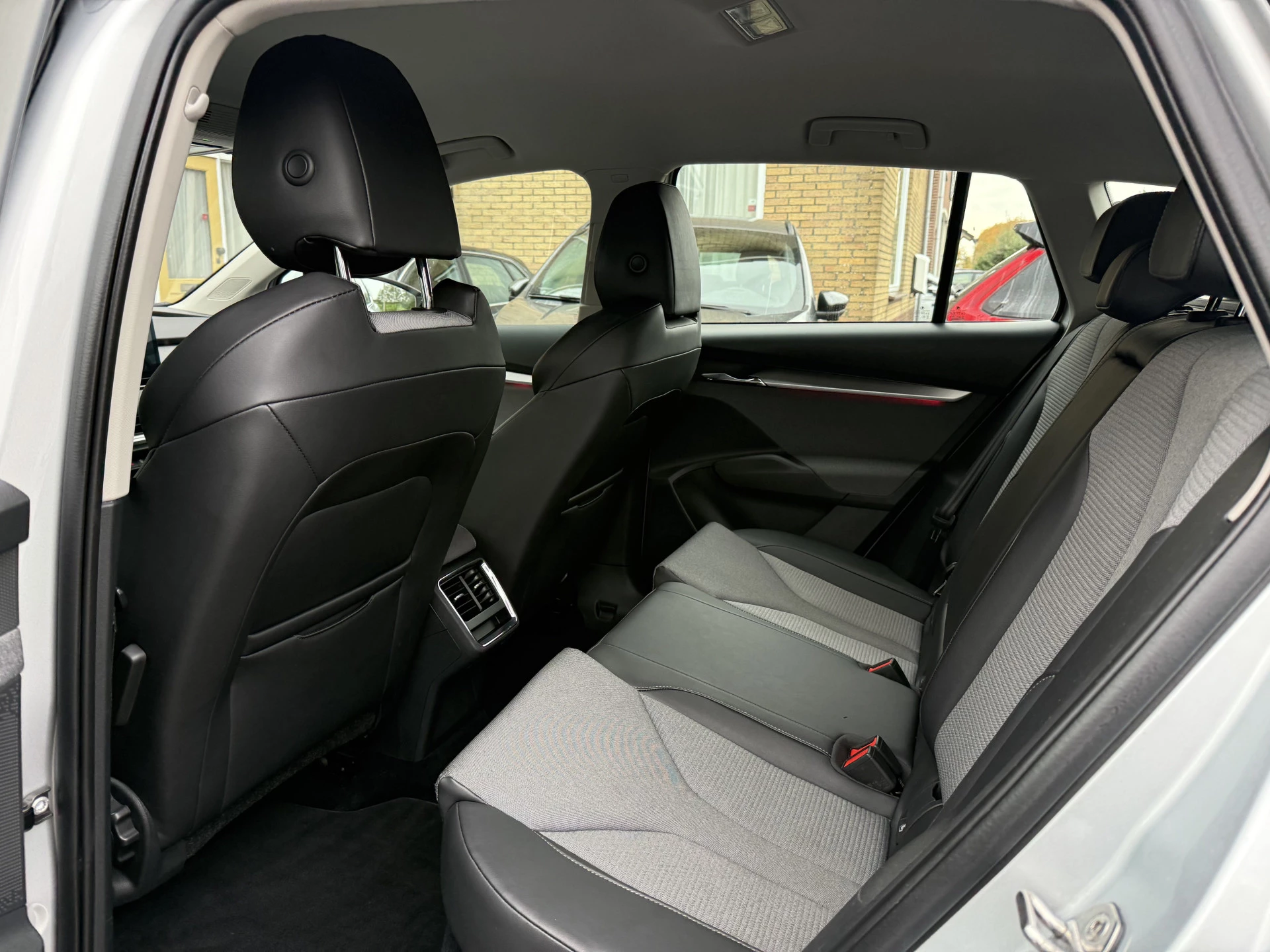 Hoofdafbeelding Škoda Enyaq iV