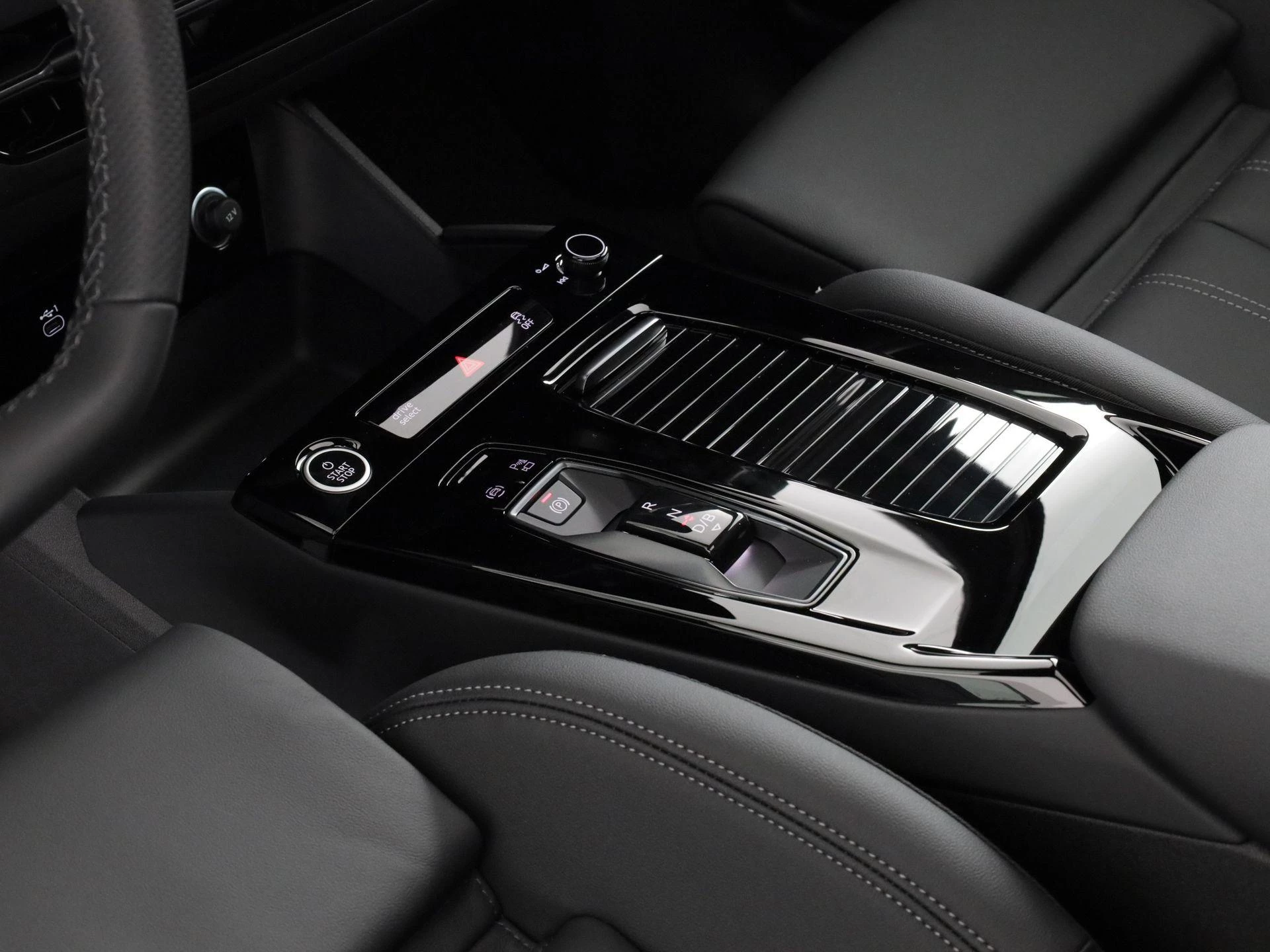 Hoofdafbeelding Audi Q6 e-tron
