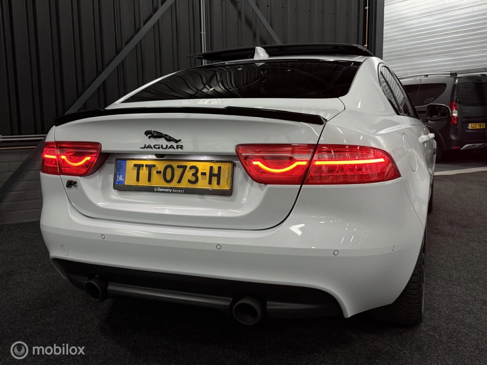 Hoofdafbeelding Jaguar XE
