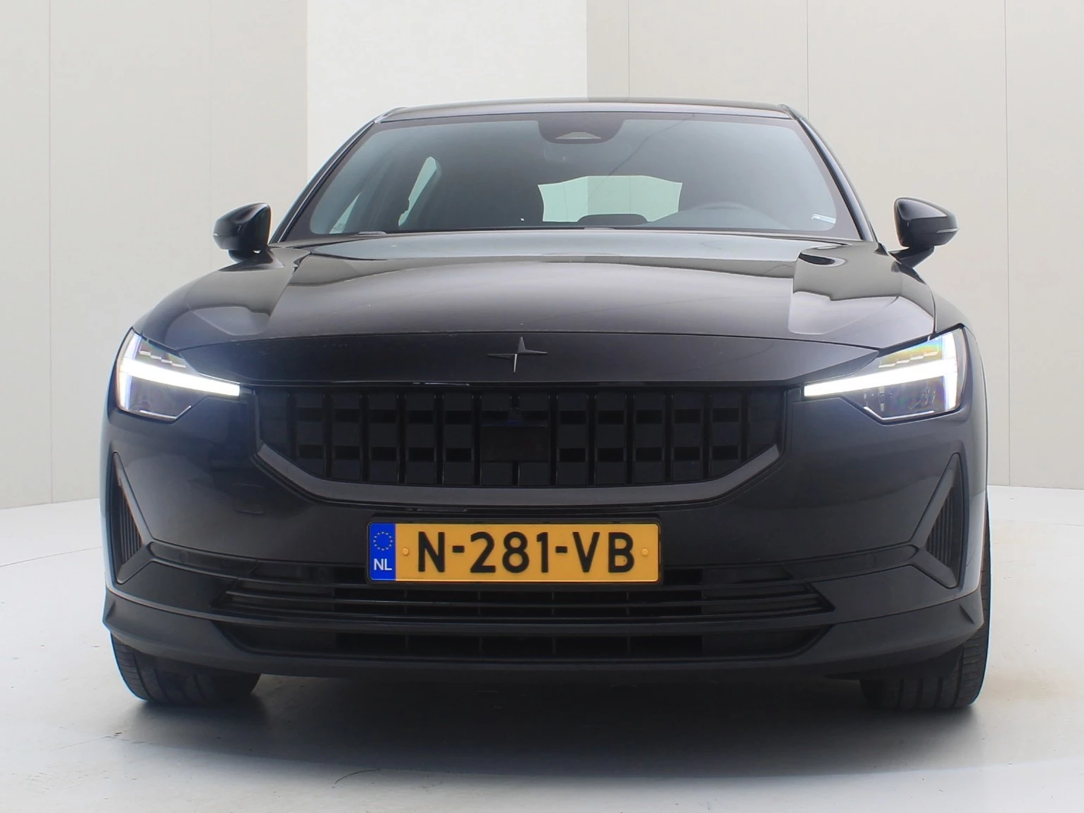 Hoofdafbeelding Polestar 2