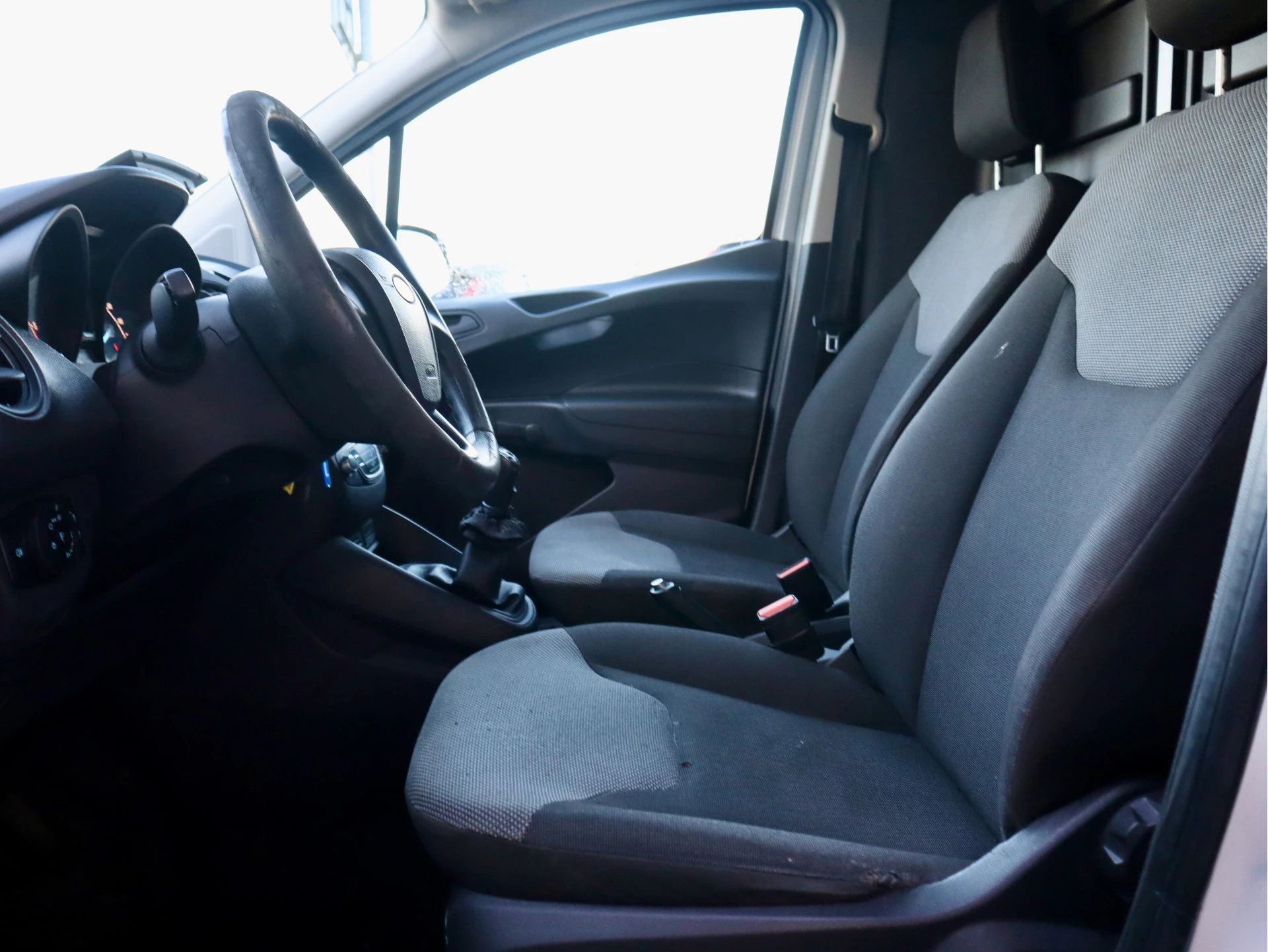 Hoofdafbeelding Ford Transit Courier