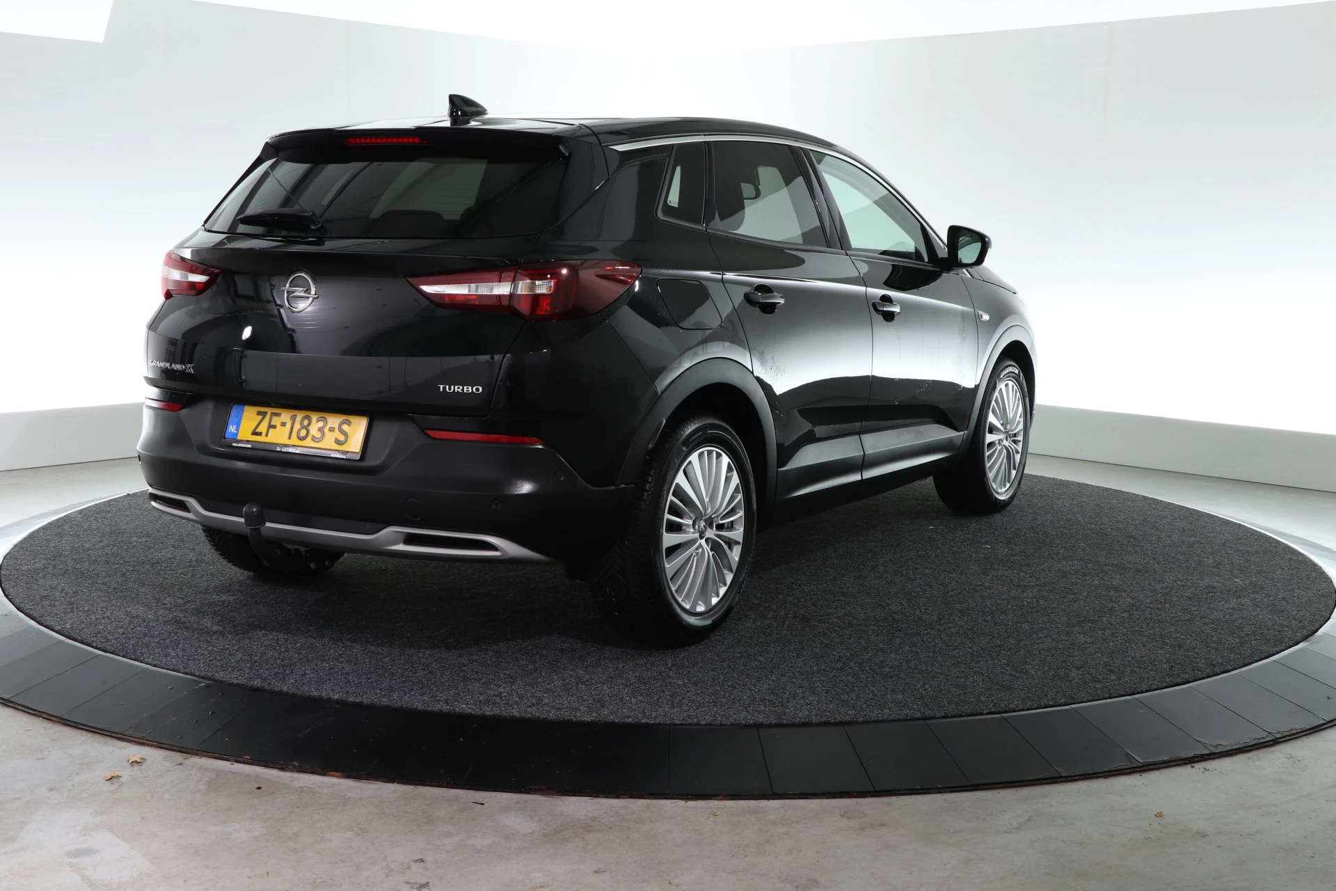 Hoofdafbeelding Opel Grandland X