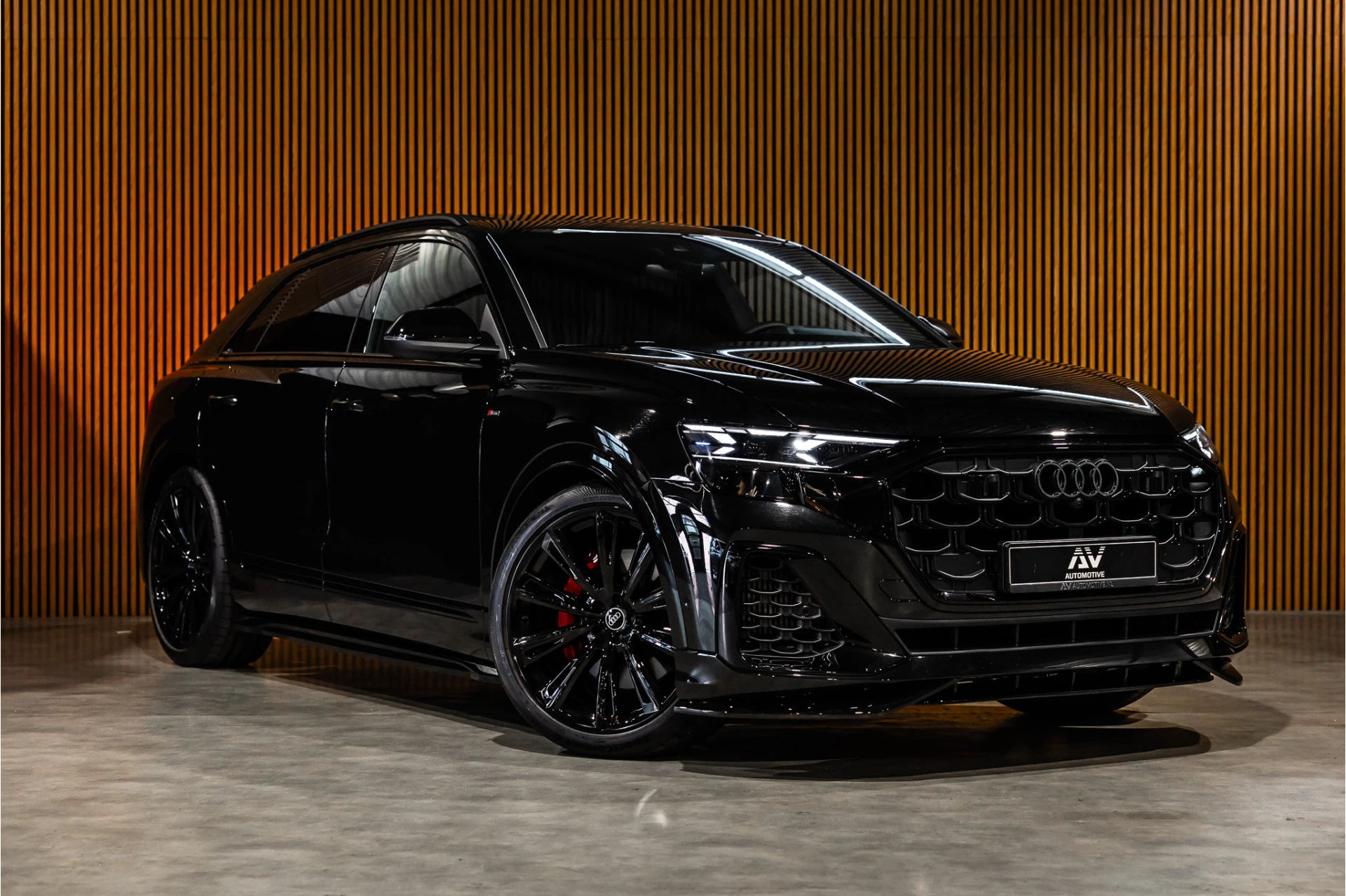 Hoofdafbeelding Audi Q8