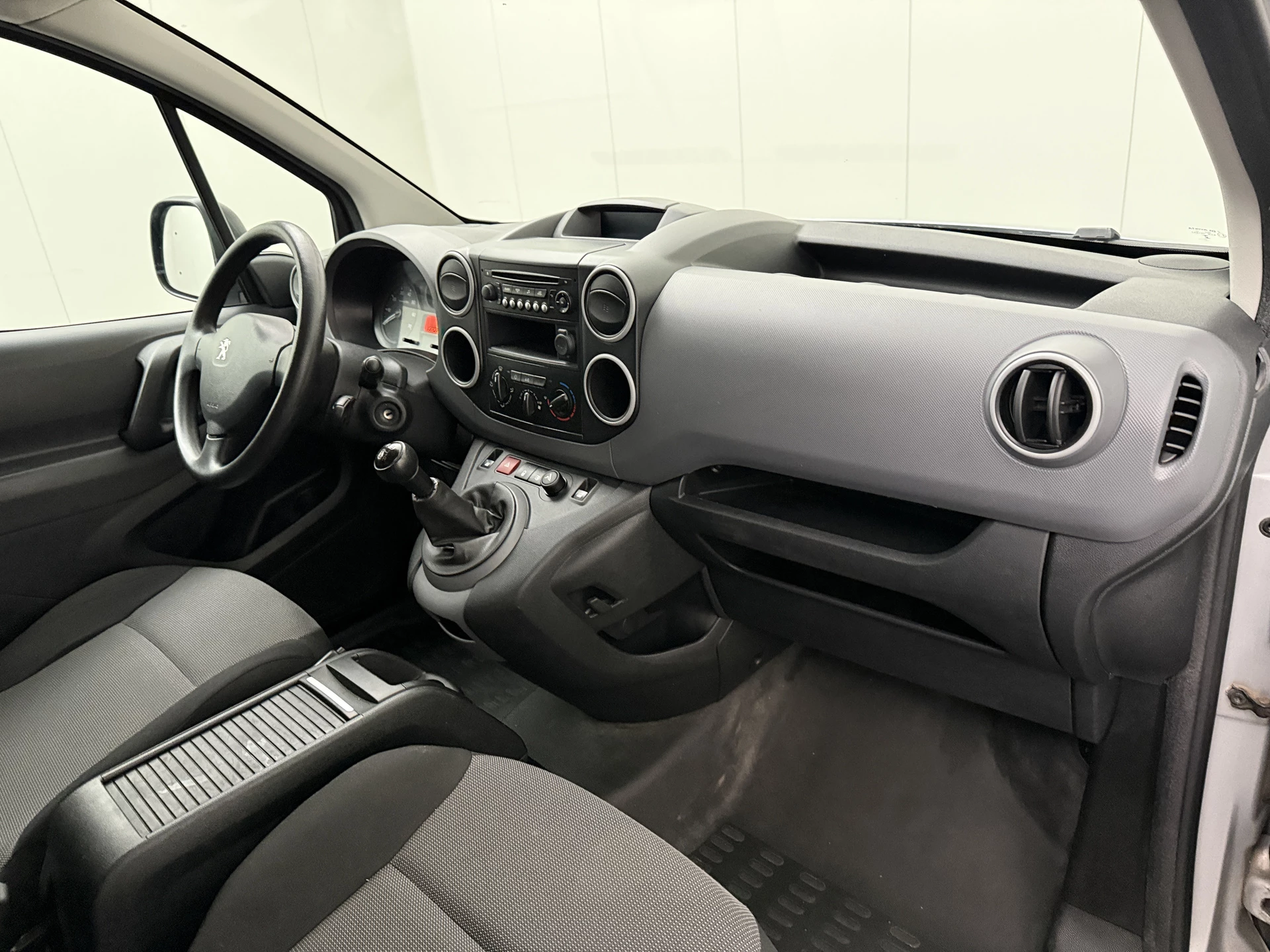 Hoofdafbeelding Peugeot Partner