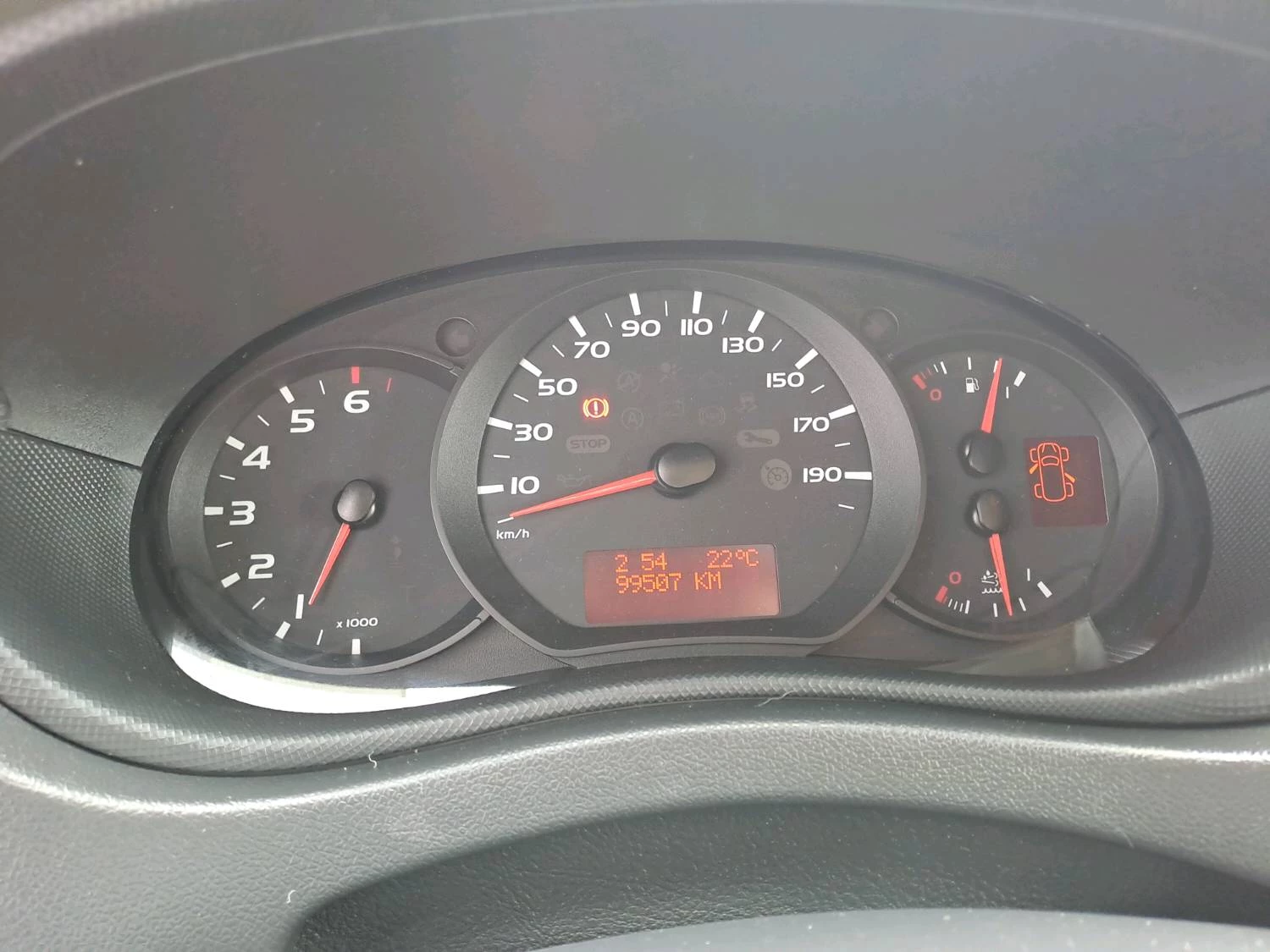 Hoofdafbeelding Nissan NV400