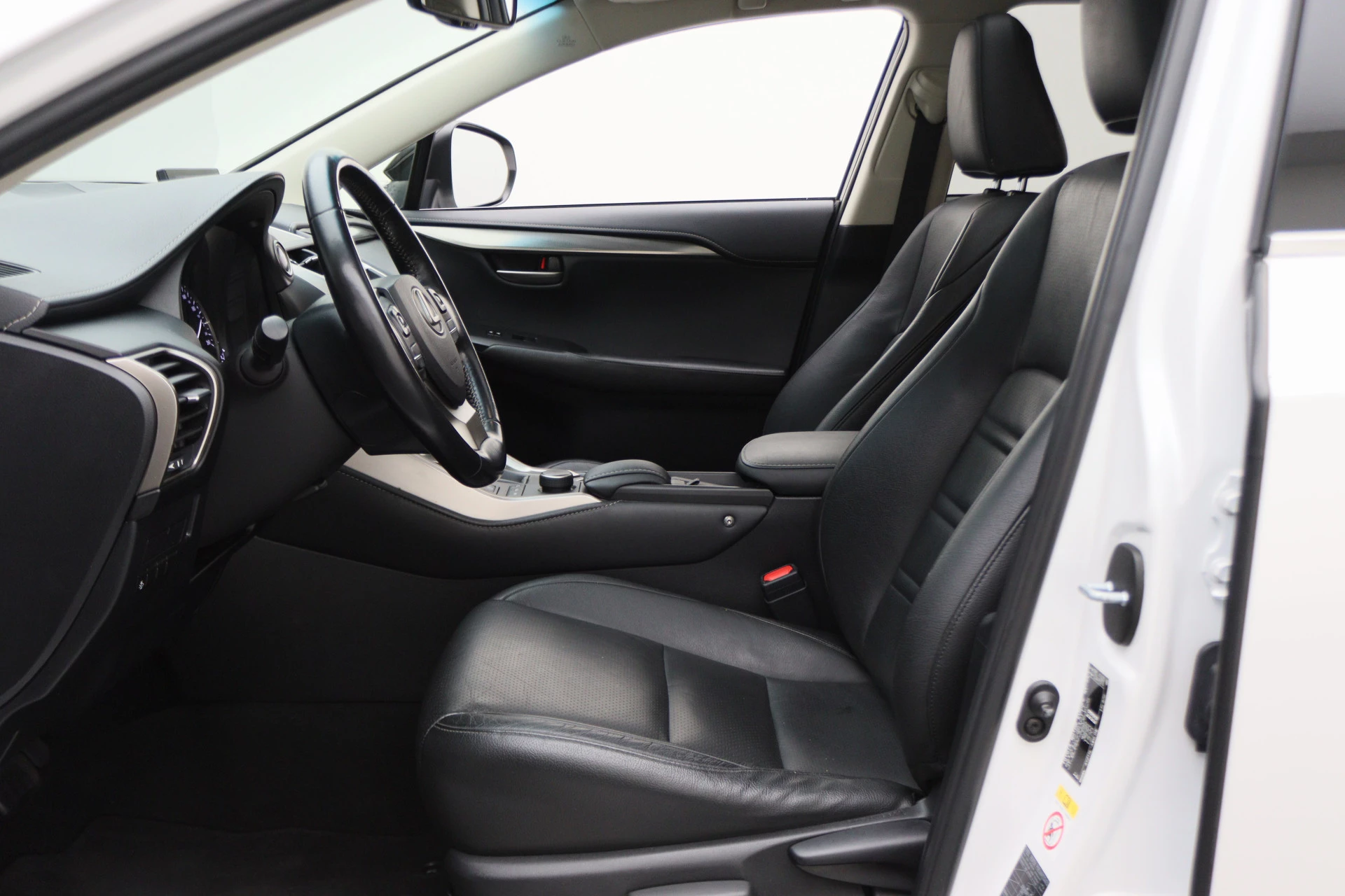 Hoofdafbeelding Lexus NX