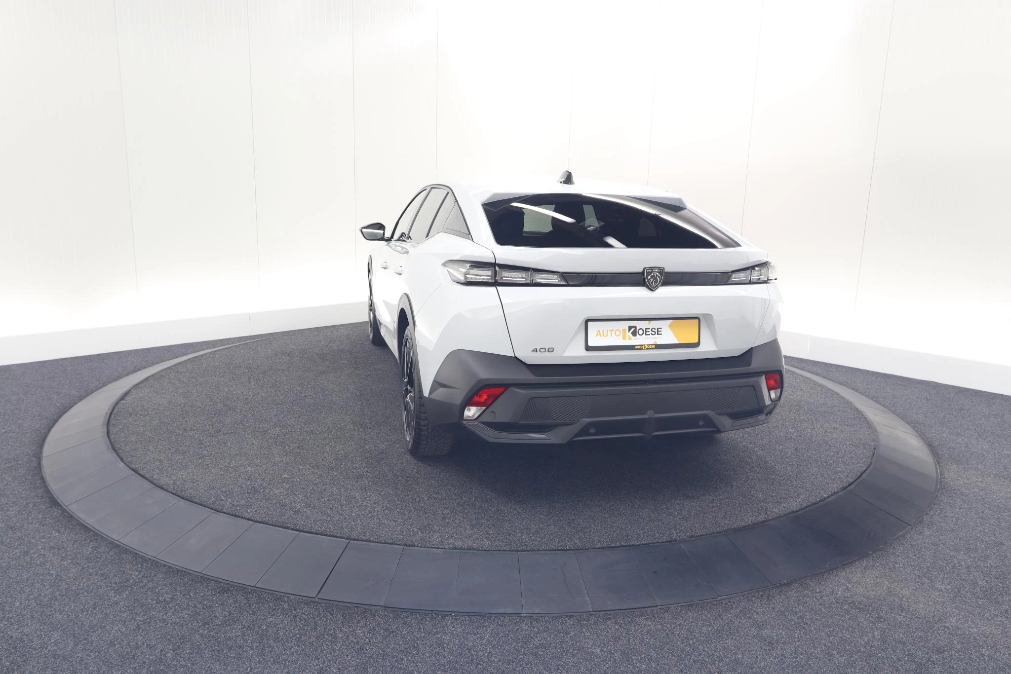 Hoofdafbeelding Peugeot 408