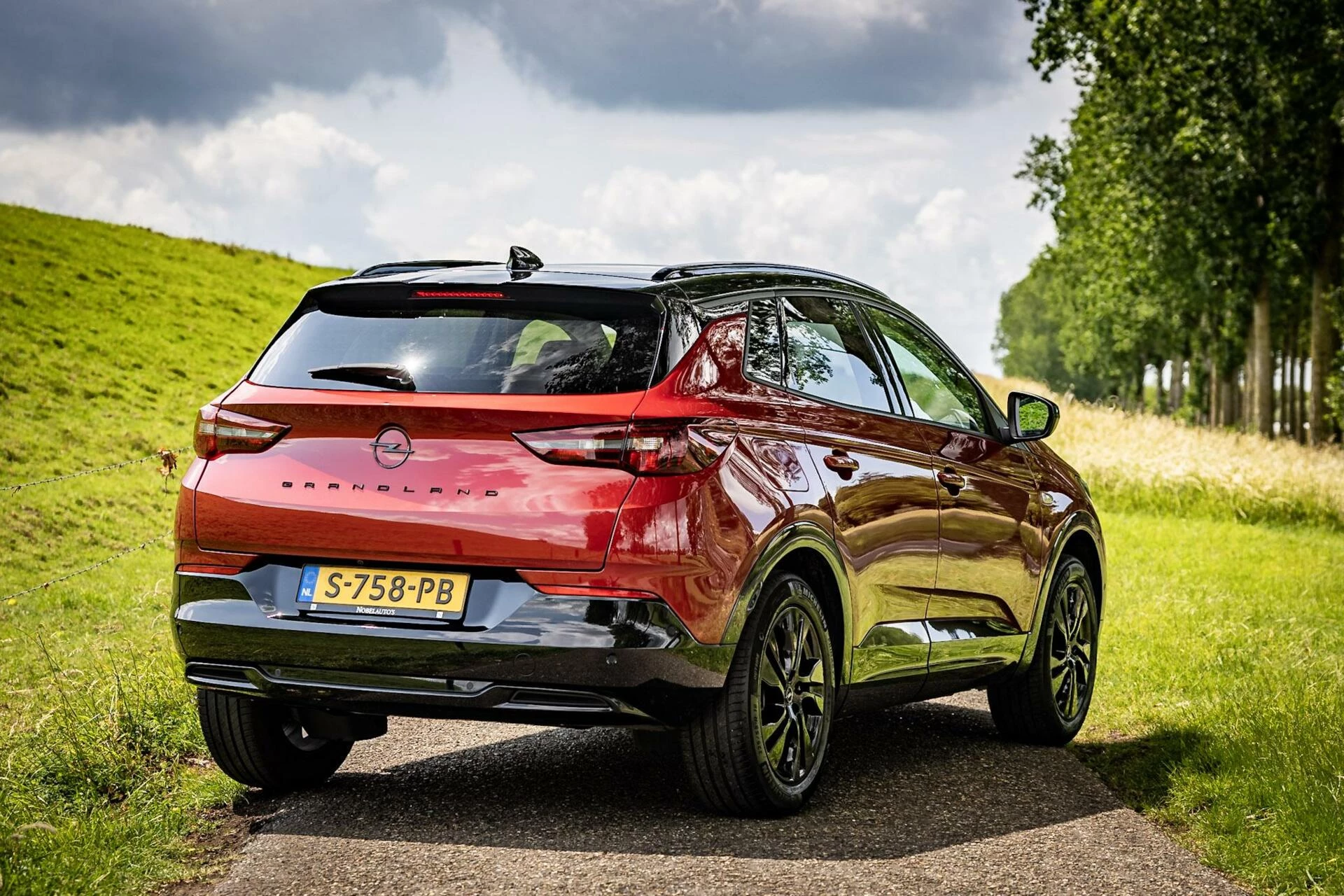 Hoofdafbeelding Opel Grandland