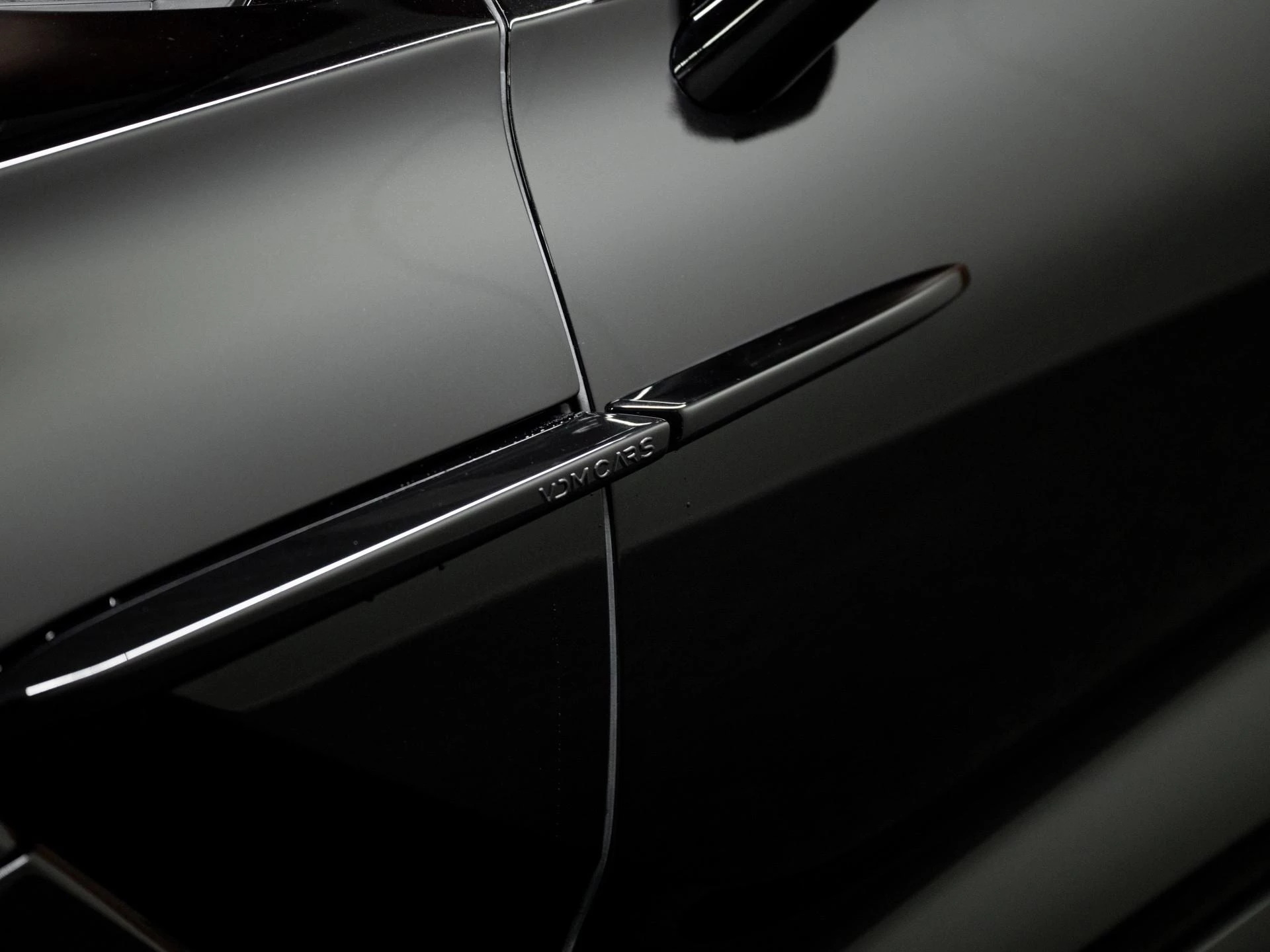 Hoofdafbeelding Aston Martin DBX