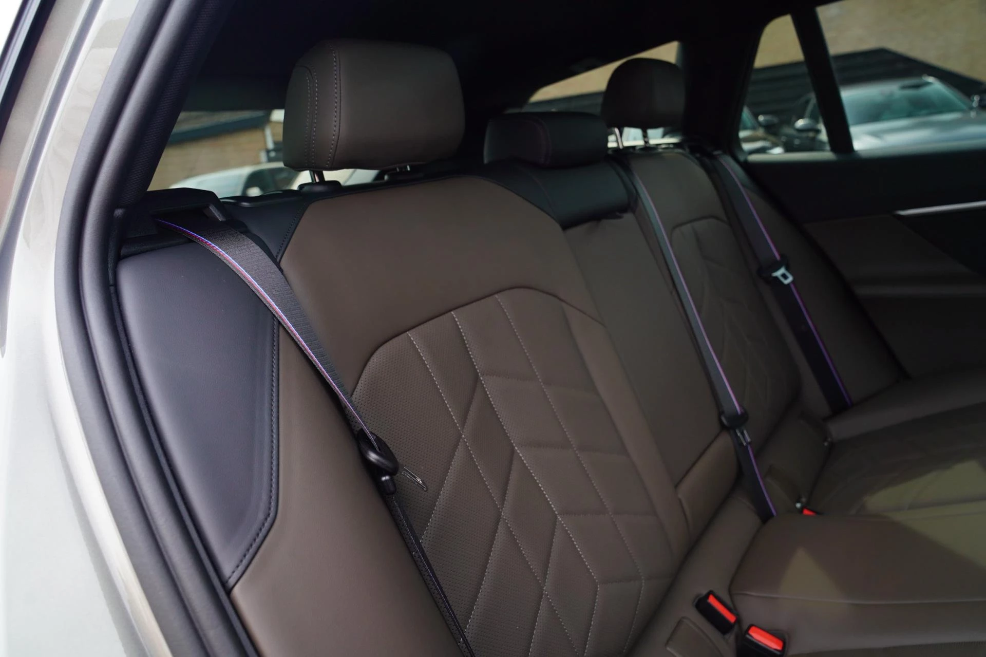 Hoofdafbeelding BMW i5