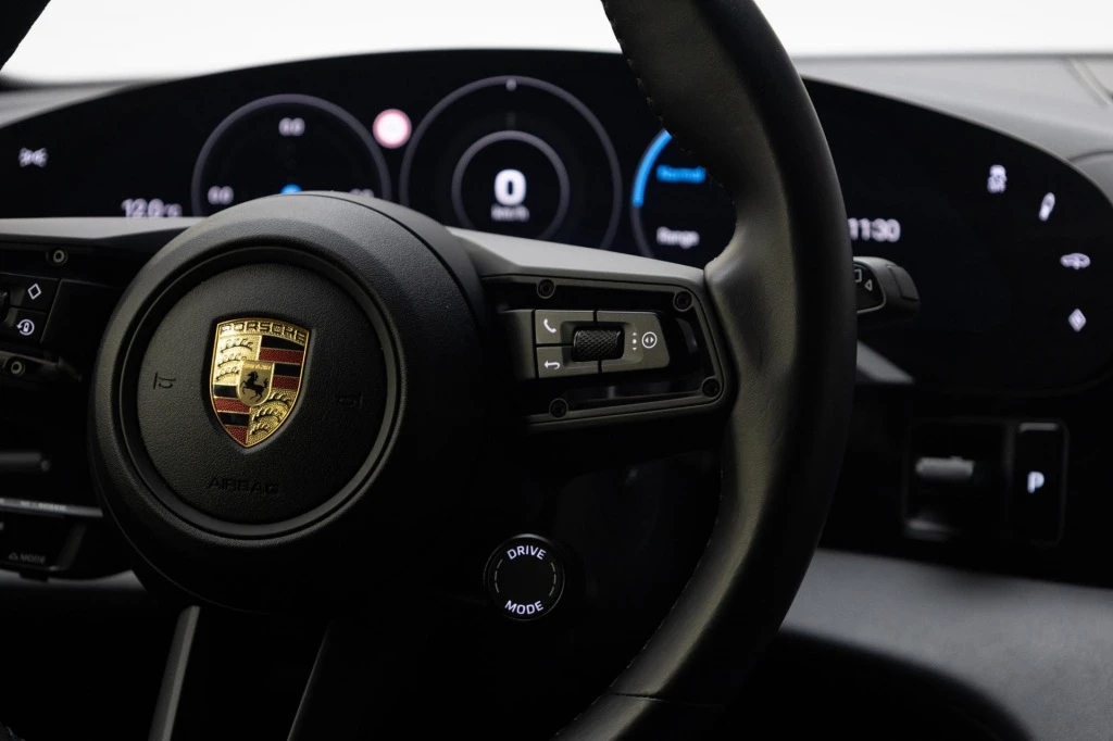 Hoofdafbeelding Porsche Taycan