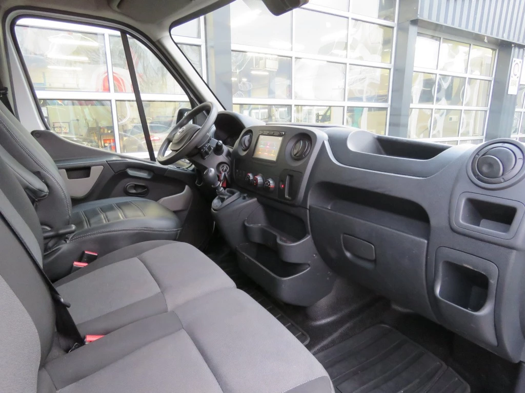 Hoofdafbeelding Nissan NV400