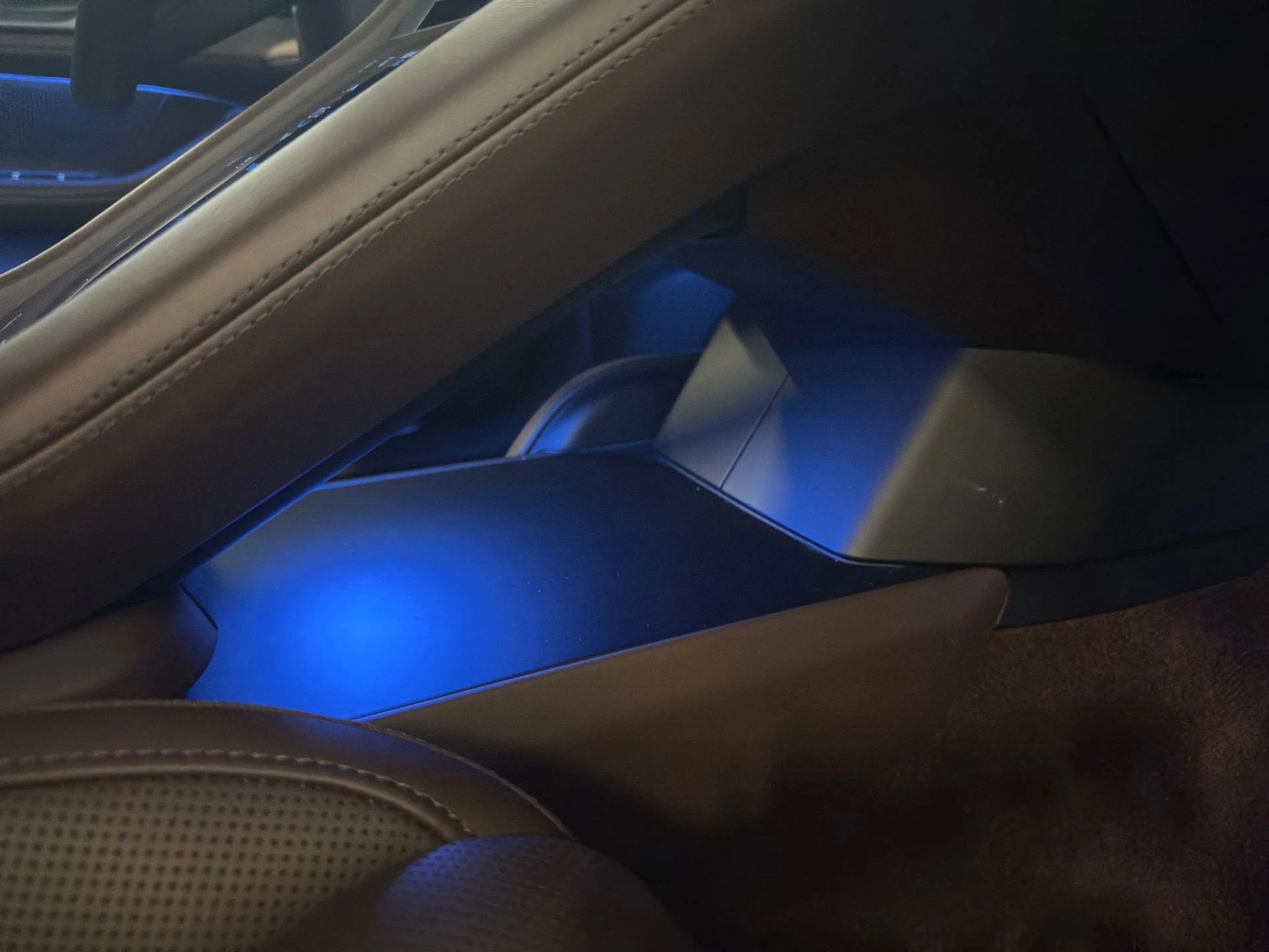 Hoofdafbeelding Porsche Taycan