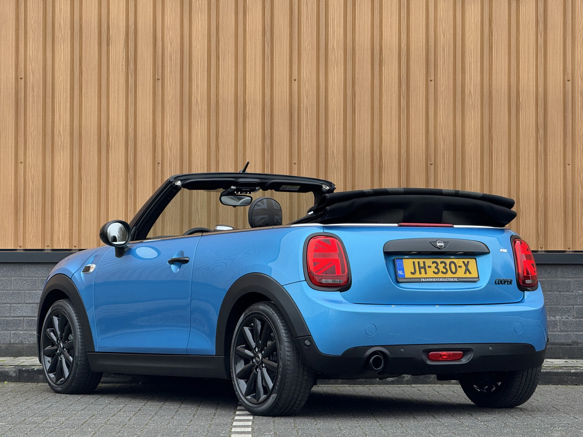 Hoofdafbeelding MINI Cooper Cabrio