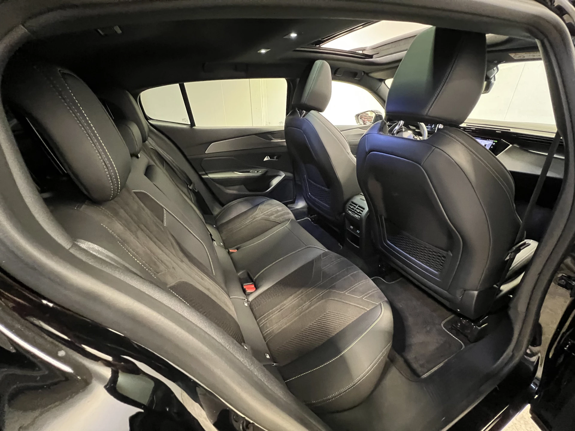 Hoofdafbeelding Peugeot 408