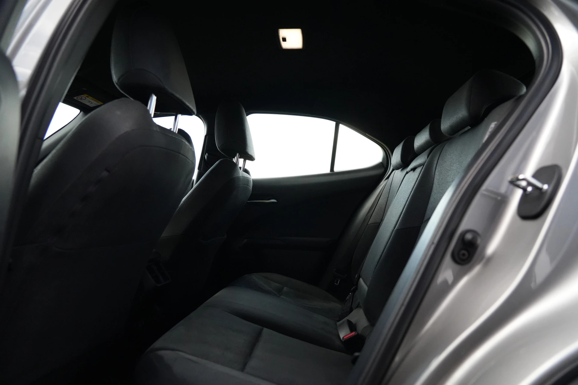 Hoofdafbeelding Lexus UX