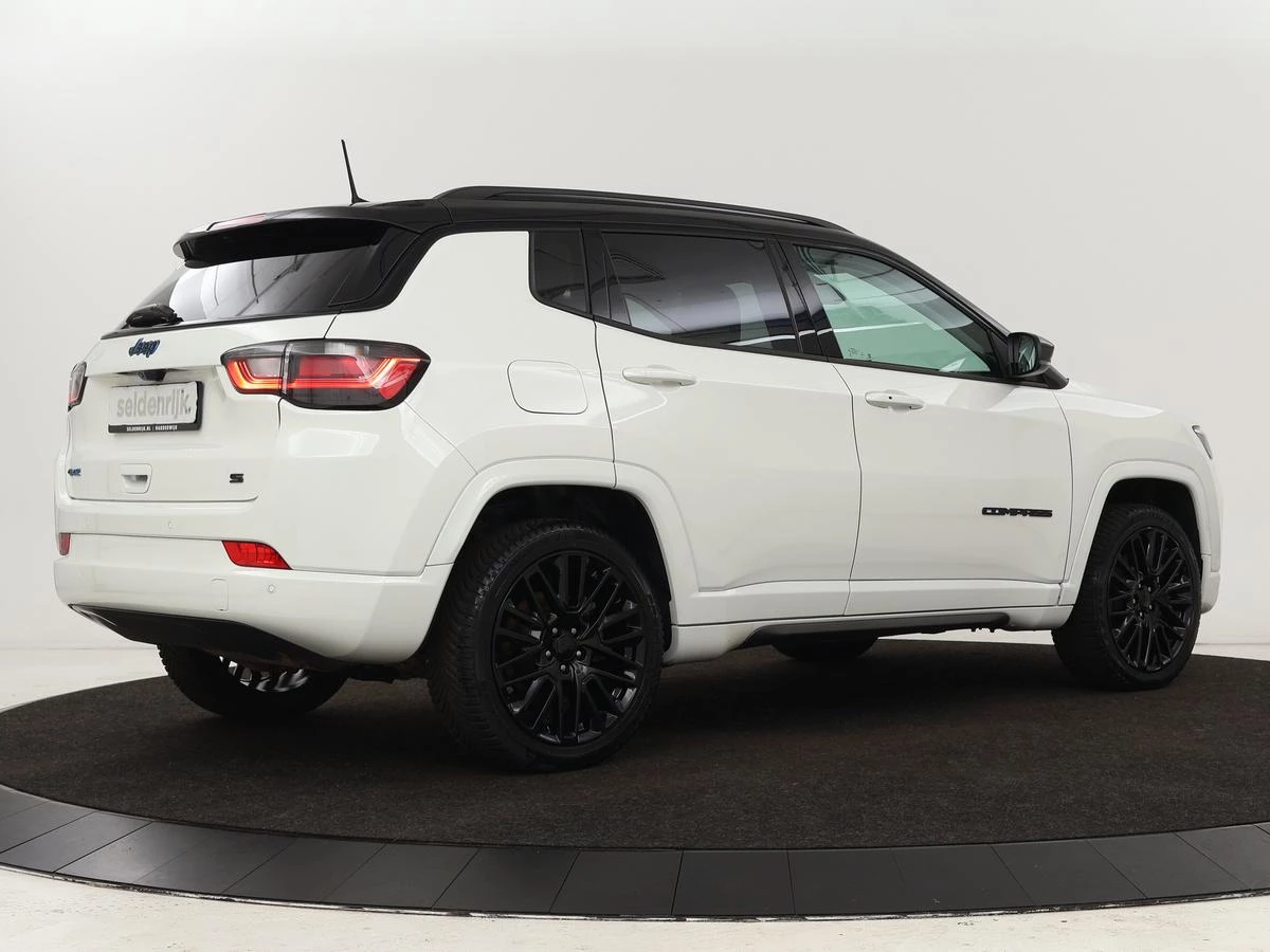 Hoofdafbeelding Jeep Compass