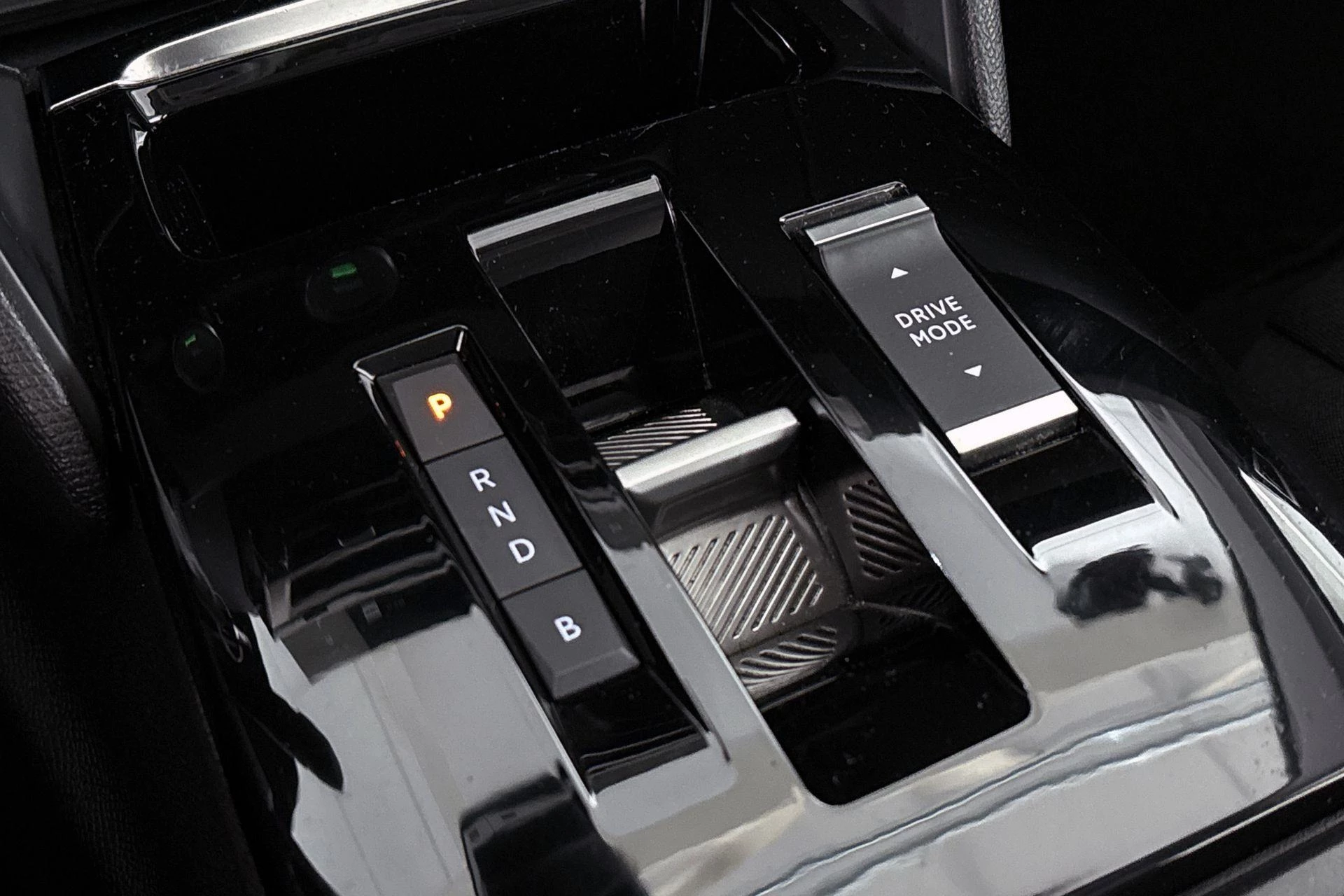 Hoofdafbeelding Citroën ë-C4 X