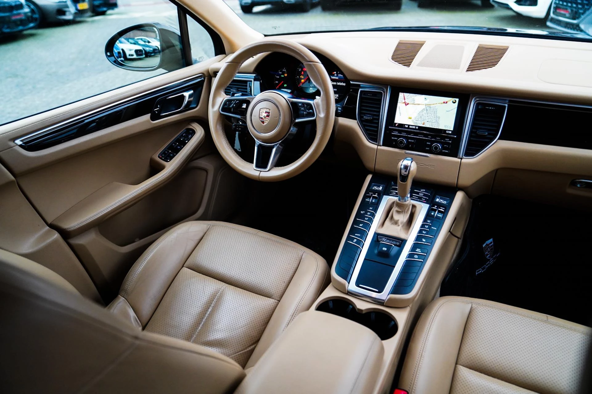 Hoofdafbeelding Porsche Macan