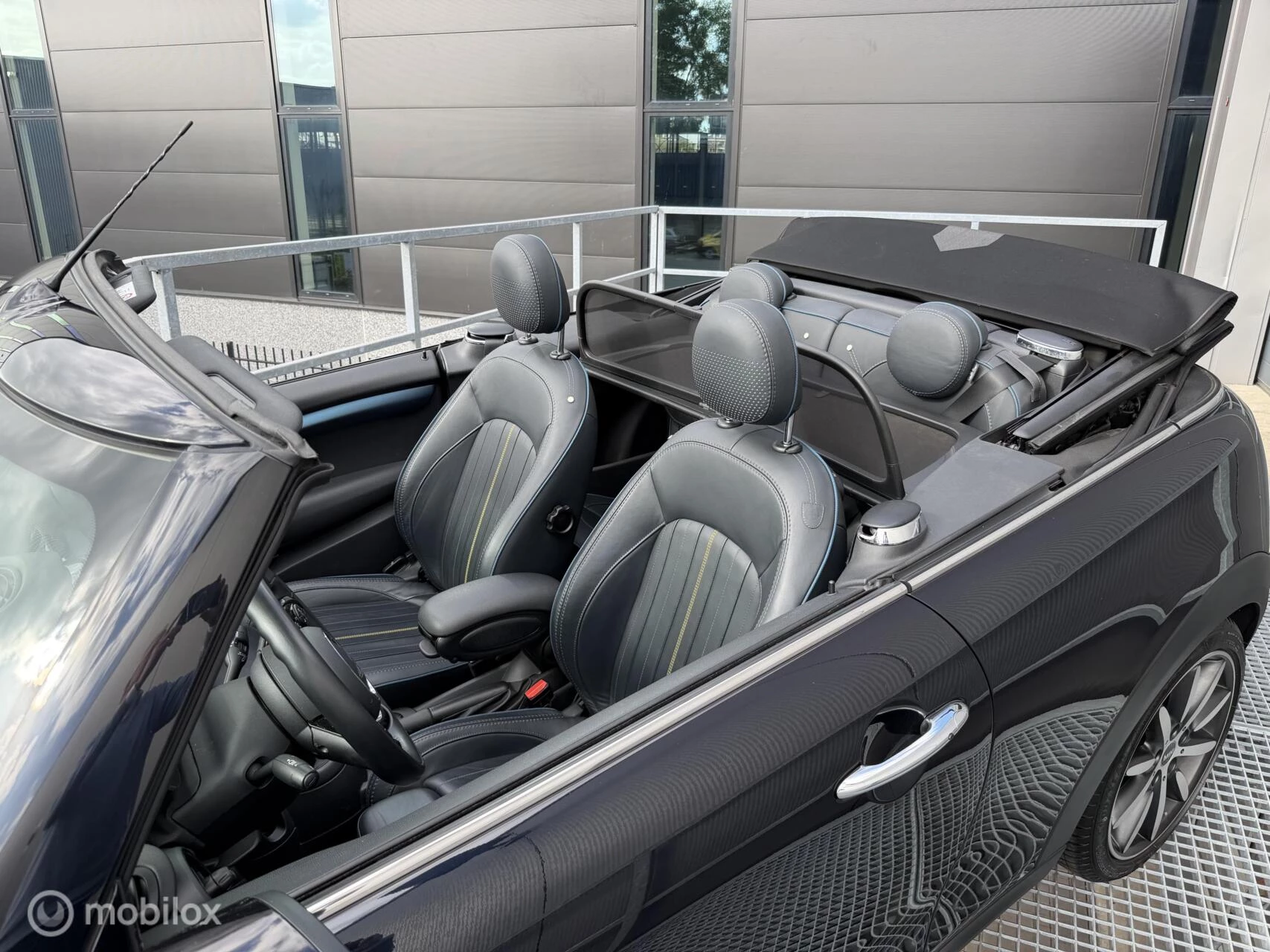 Hoofdafbeelding MINI Cooper Cabrio