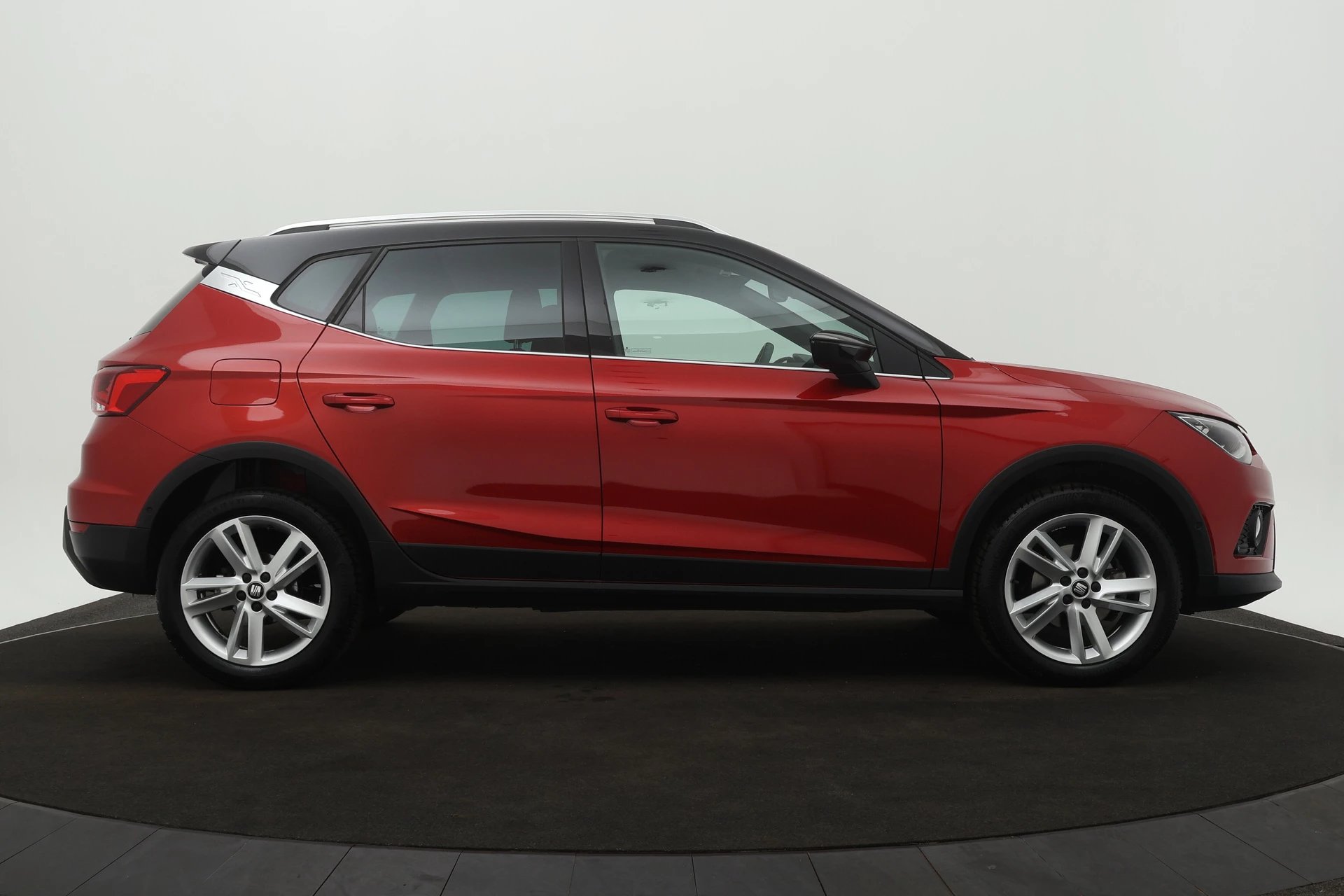 Hoofdafbeelding SEAT Arona